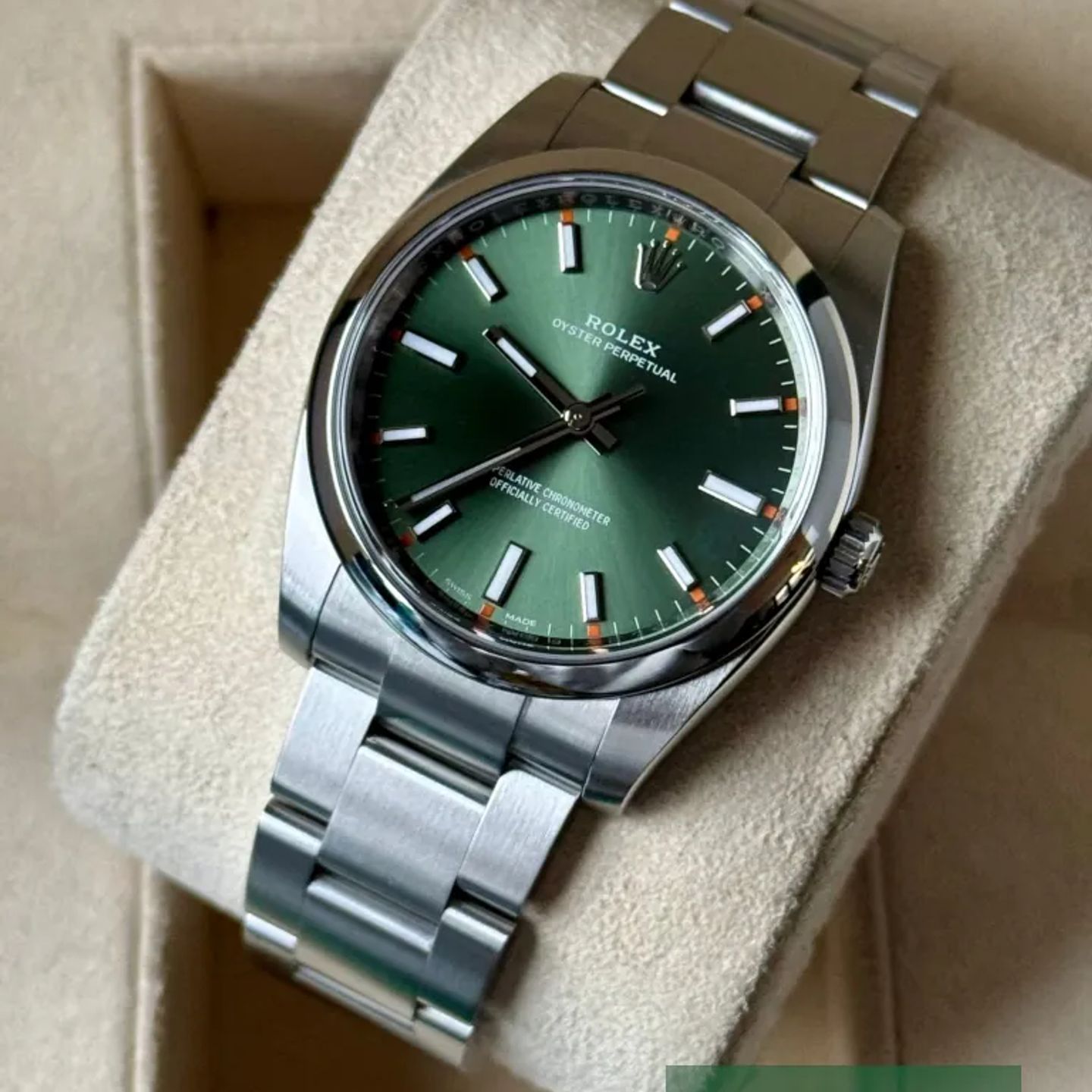 Rolex Oyster Perpetual 34 114200 - (3/7)