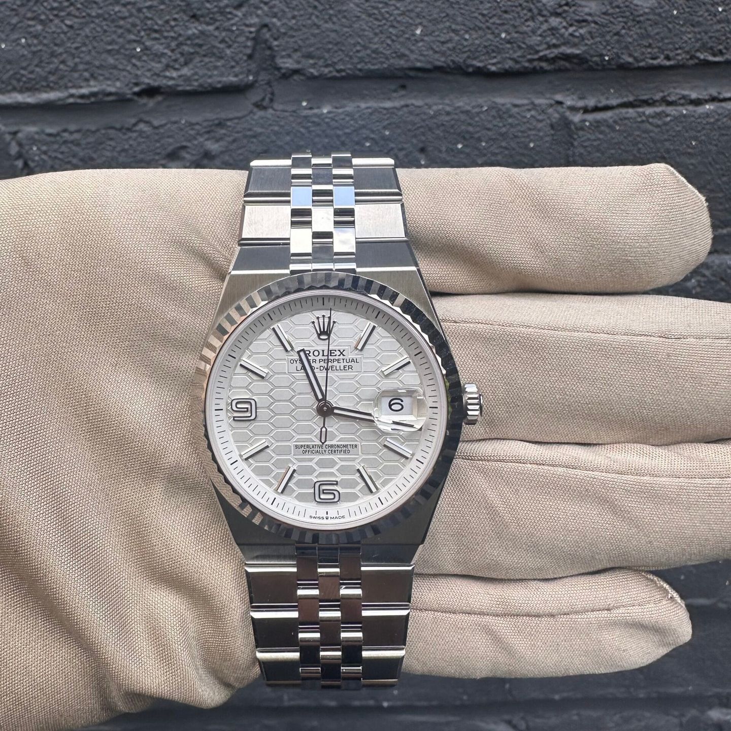 Rolex Land-Dweller 40 127334 (2024) - White dial 40 mm Steel case (2/5)