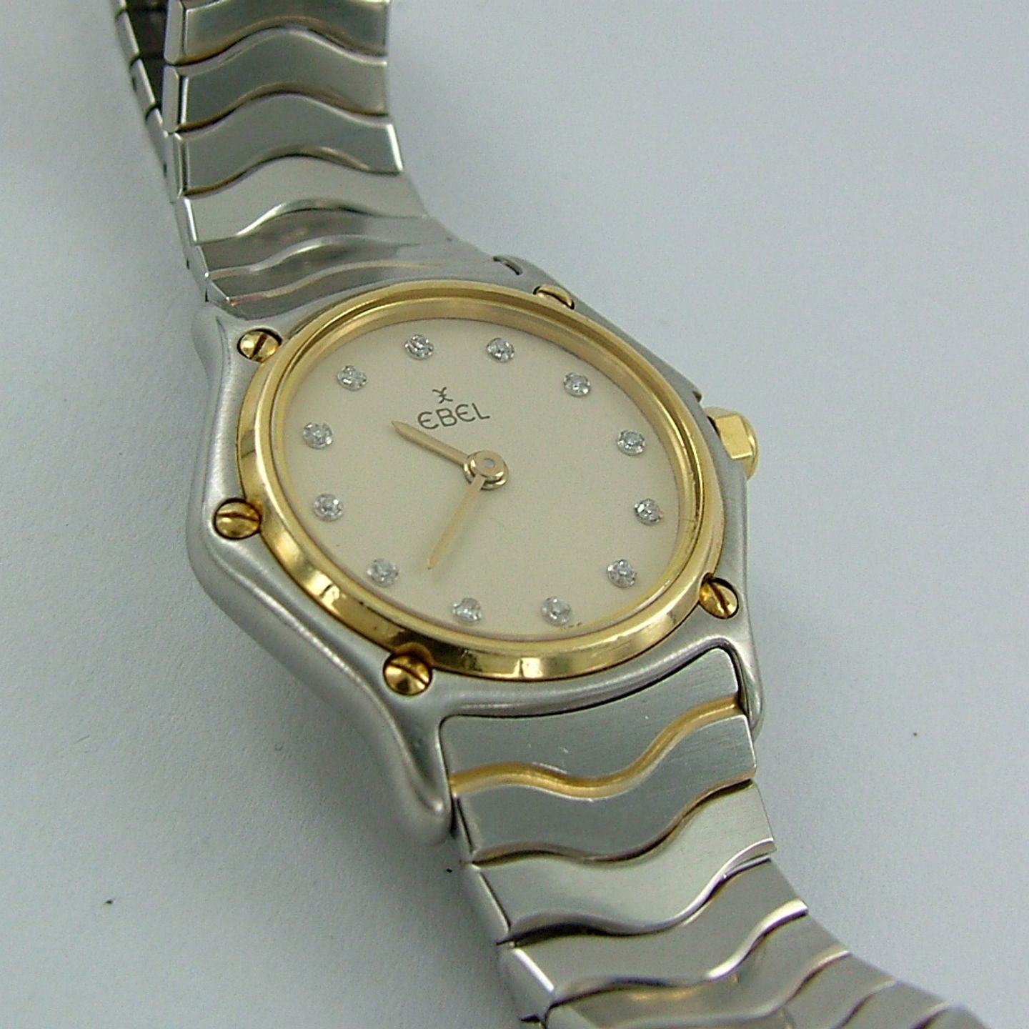 Ebel Classic - (1993) - Champagne dial 24 mm Gold/Steel case (4/6)