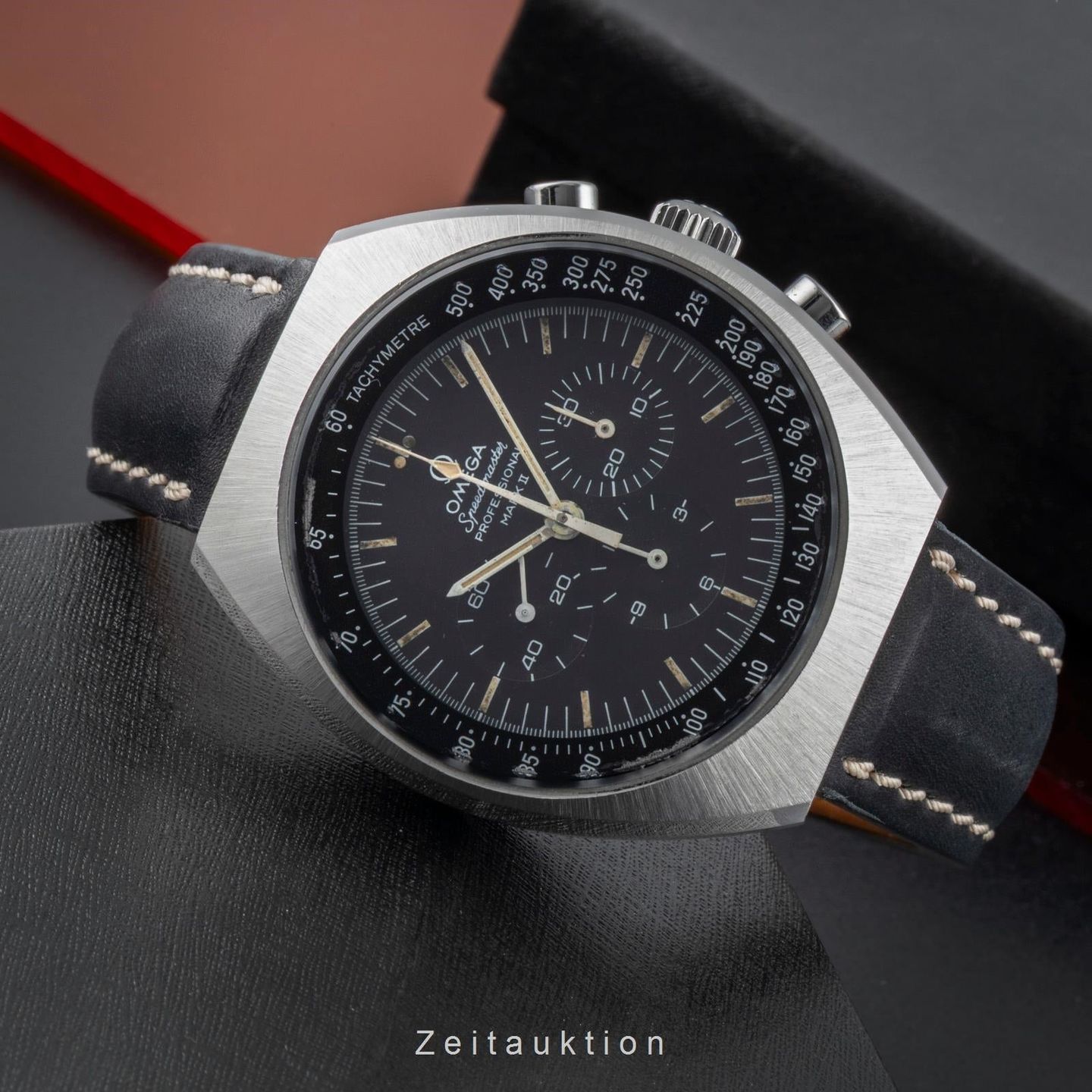 Omega Speedmaster Mark II 145.014 (1972) - 42mm Staal (2/8)