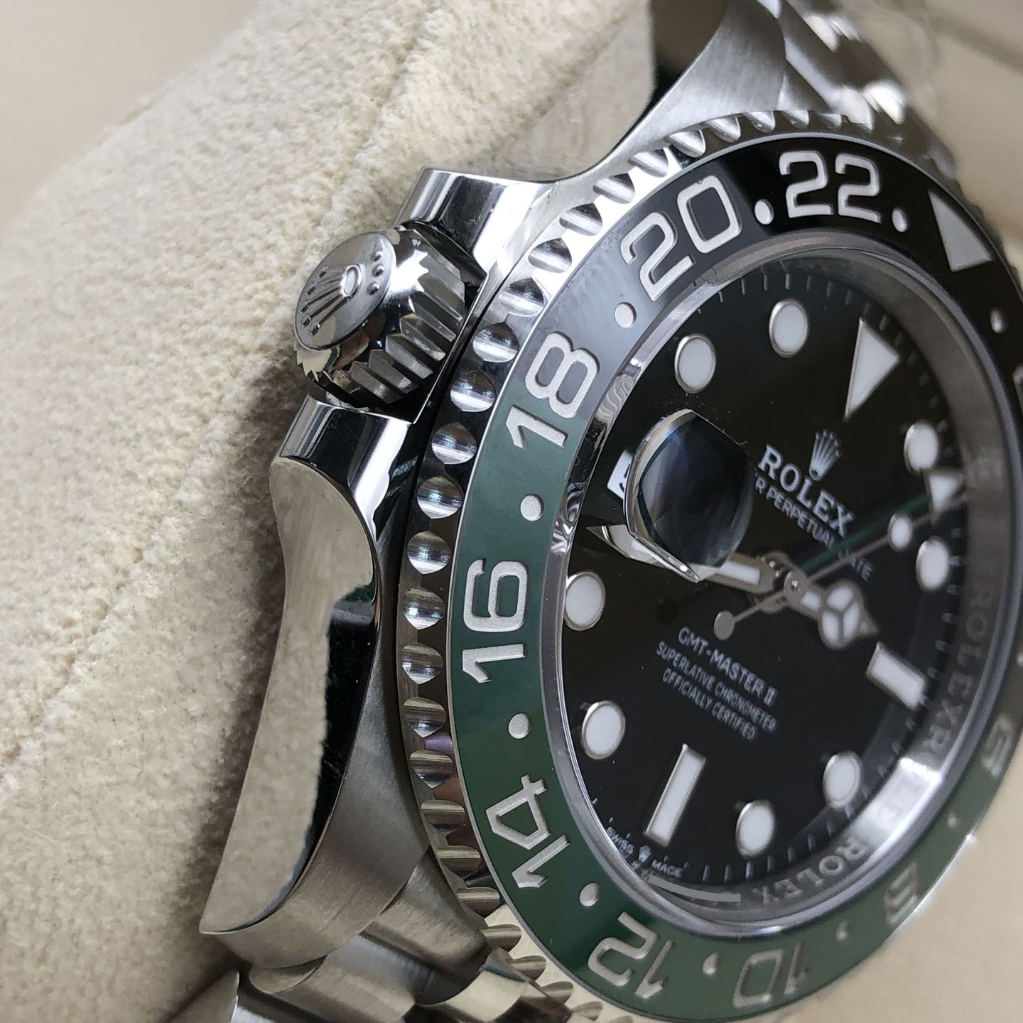 Rolex GMT-Master II 126720VTNR (Unknown (random serial)) - Black dial 40 mm Steel case (7/8)