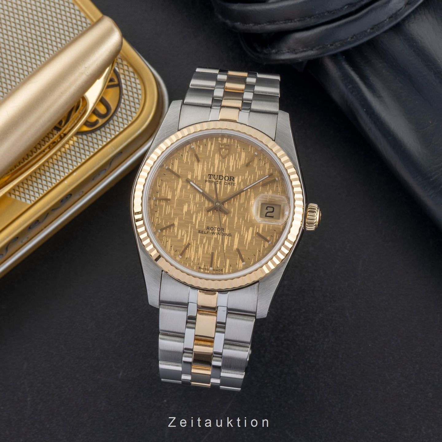 Tudor Prince Date 74033 - (3/8)