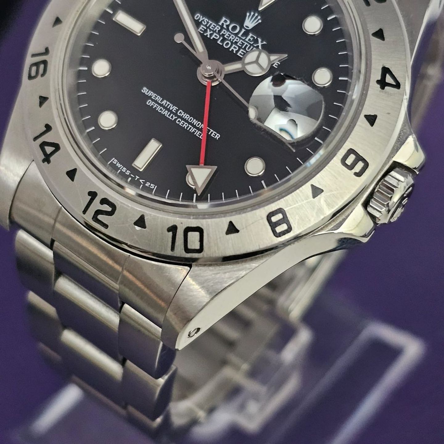 Rolex Explorer II 16570 - (3/4)