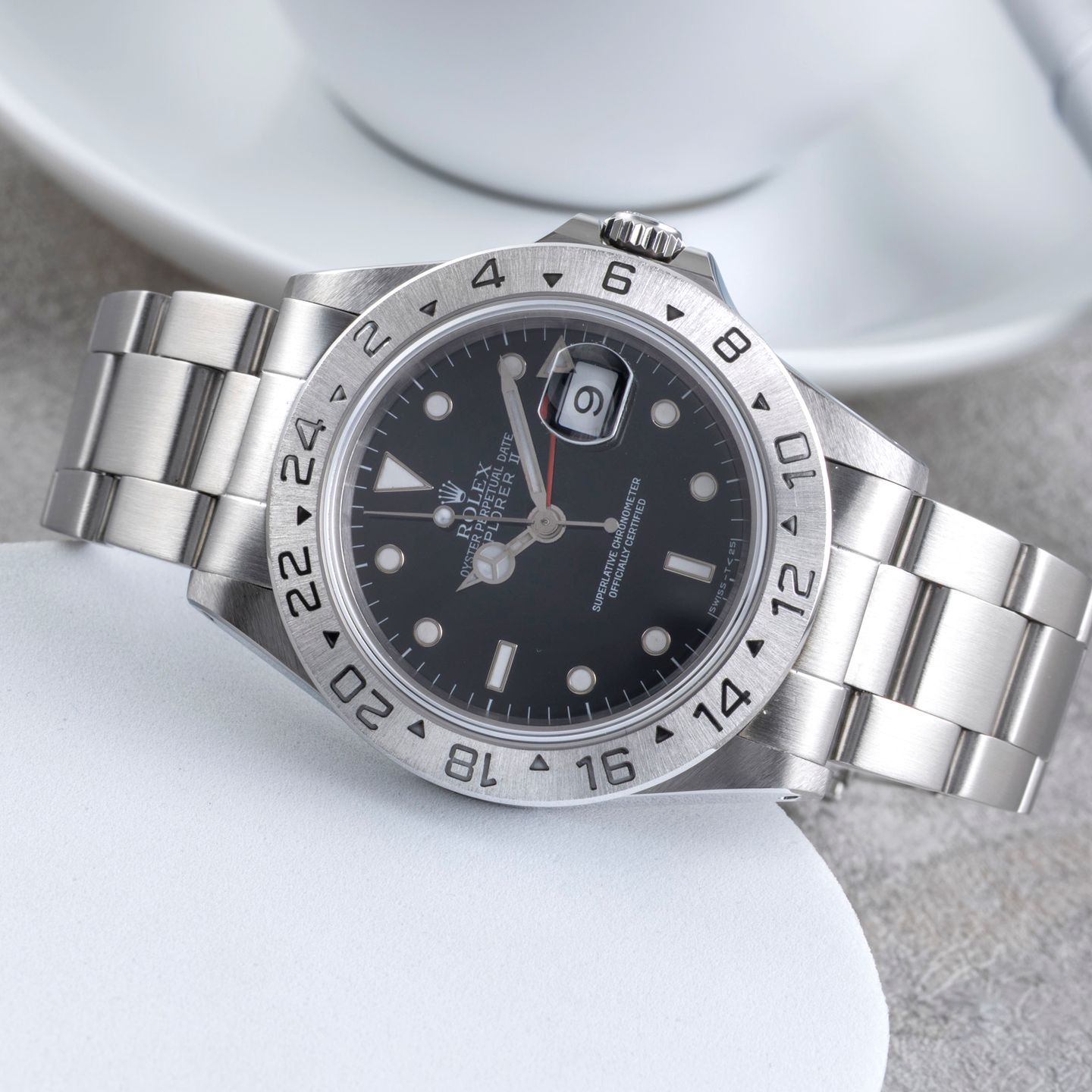 Rolex Explorer II 16570 - (2/8)
