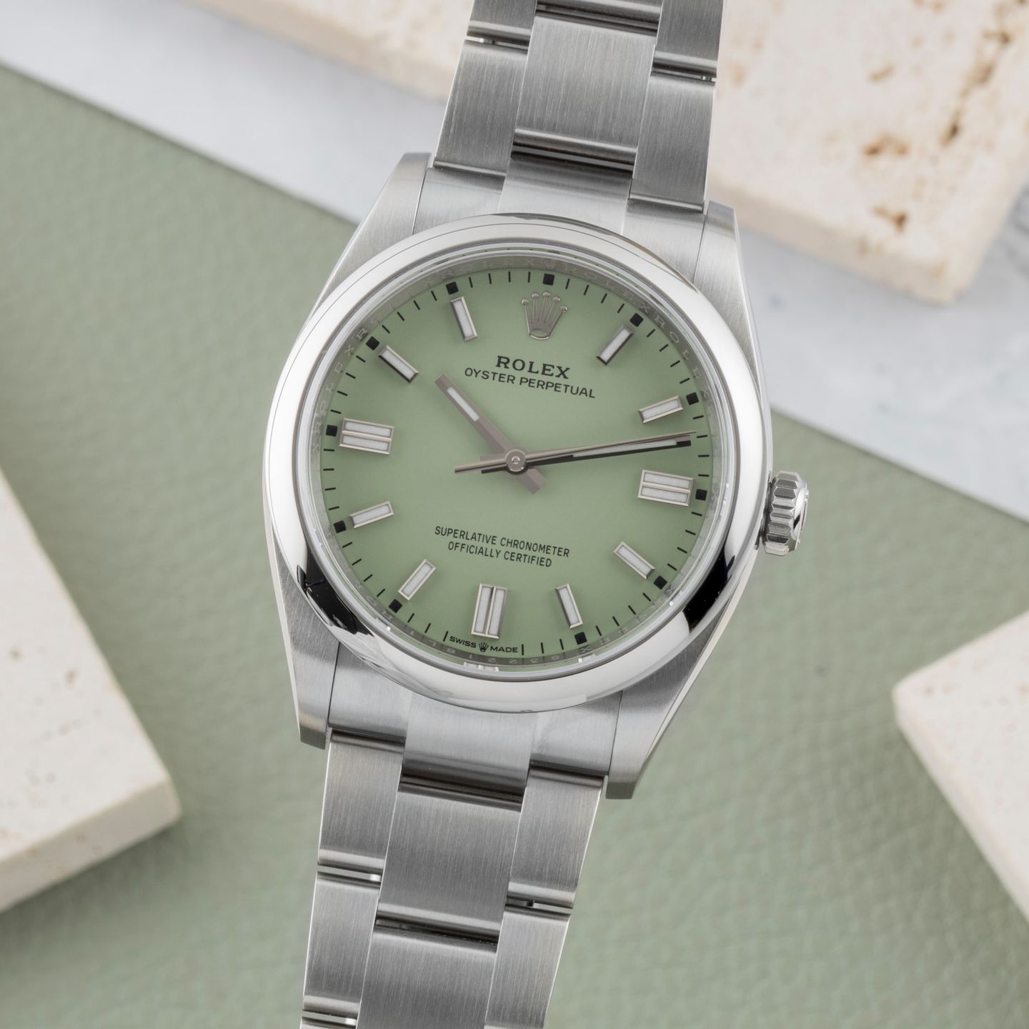 Rolex Oyster Perpetual 36 126000 (Unknown (random serial)) - 36 mm Steel case (3/8)