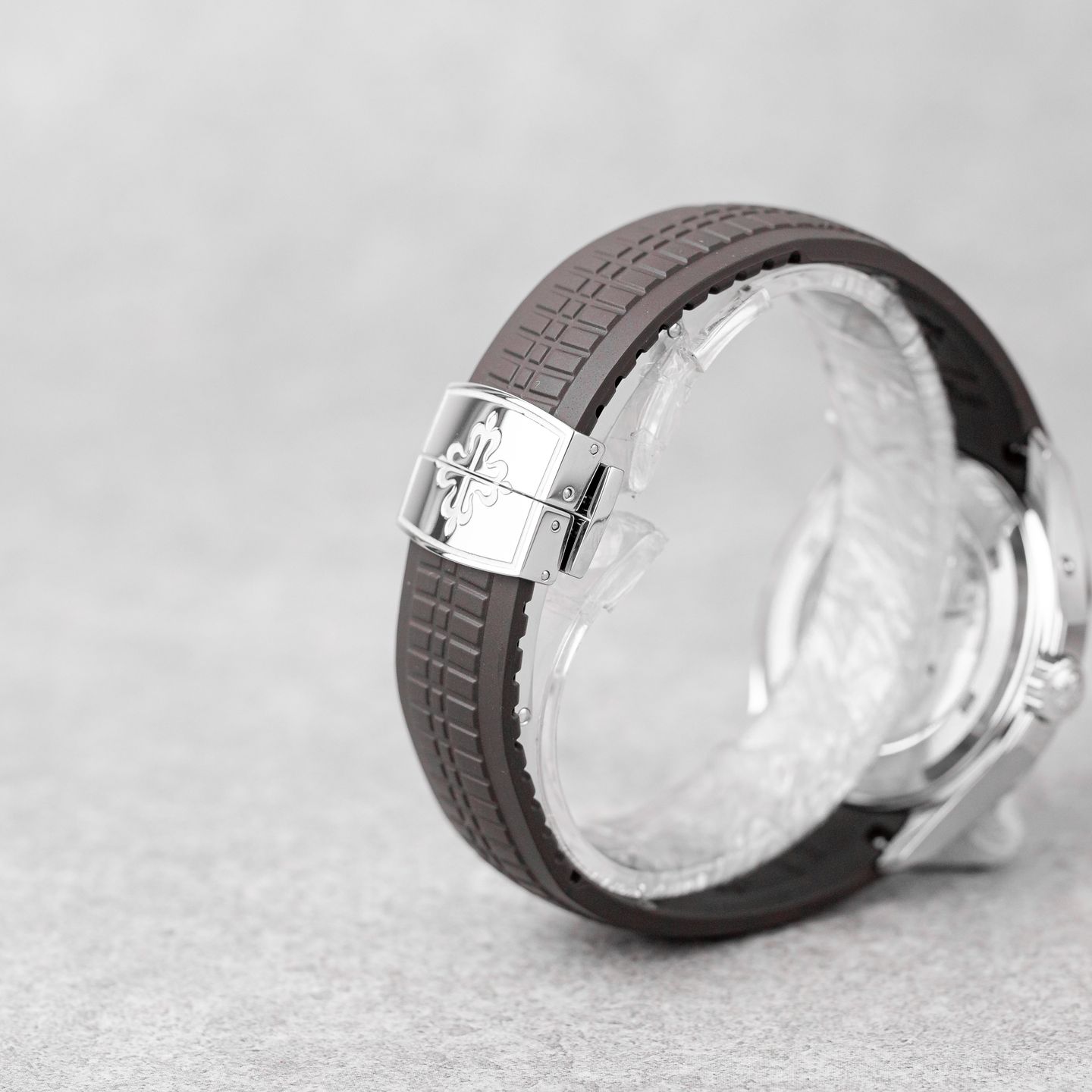 Patek Philippe World Time Chronograph 5935A-001 - (7/8)