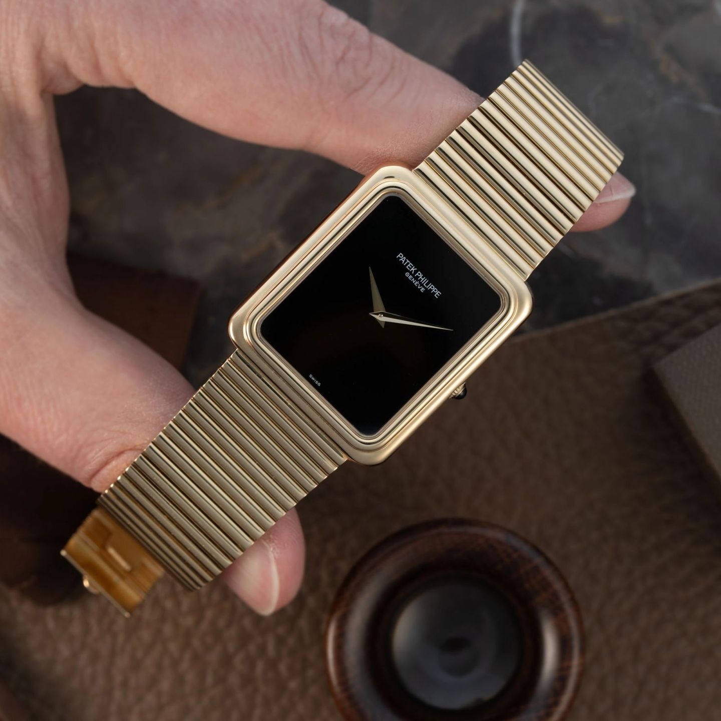 Patek Philippe Golden Ellipse 5738/1R-001 - (4/8)