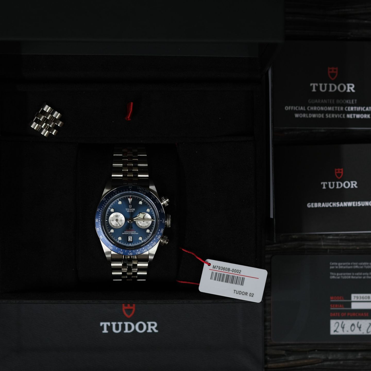 Tudor Black Bay Chrono 79360B (2025) - Blue dial 41 mm Steel case (2/8)