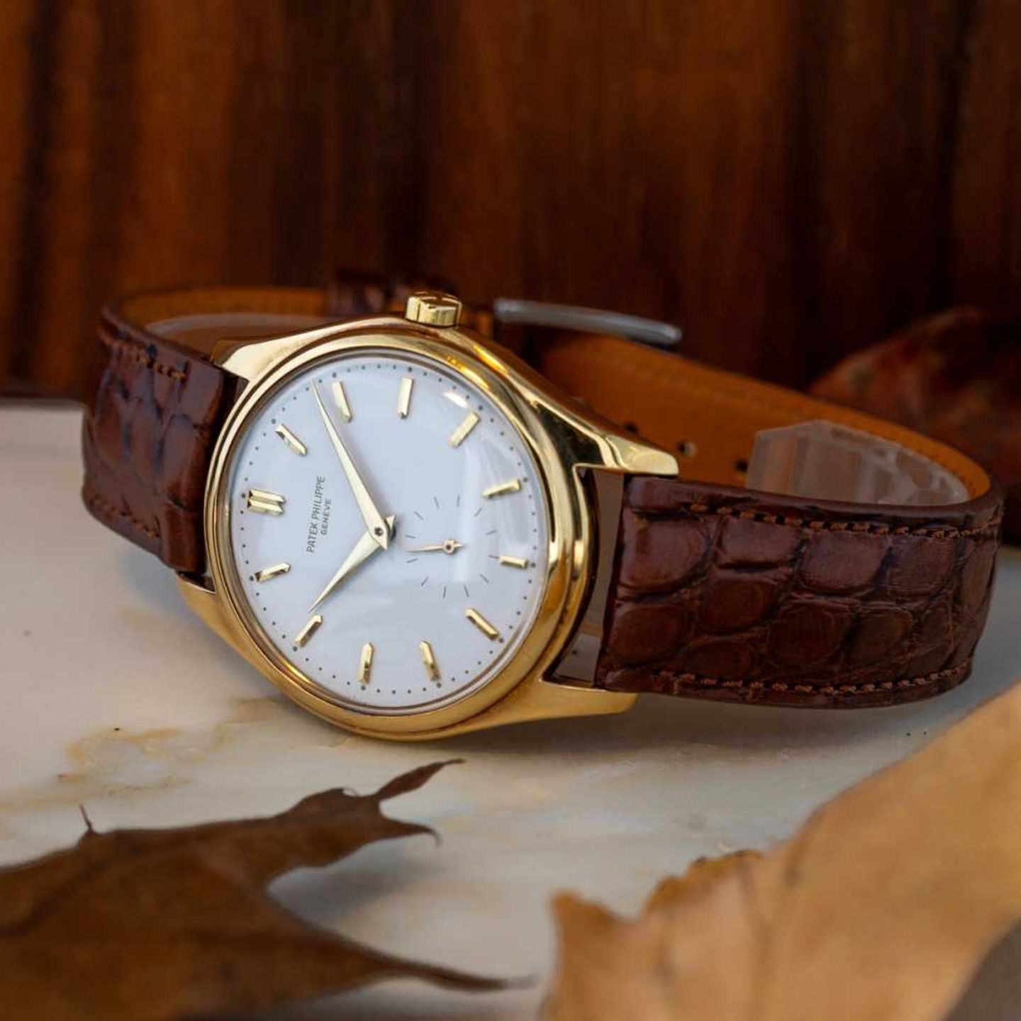 Patek Philippe Calatrava 2526 (1957) - Wit wijzerplaat 36mm Geelgoud (3/8)