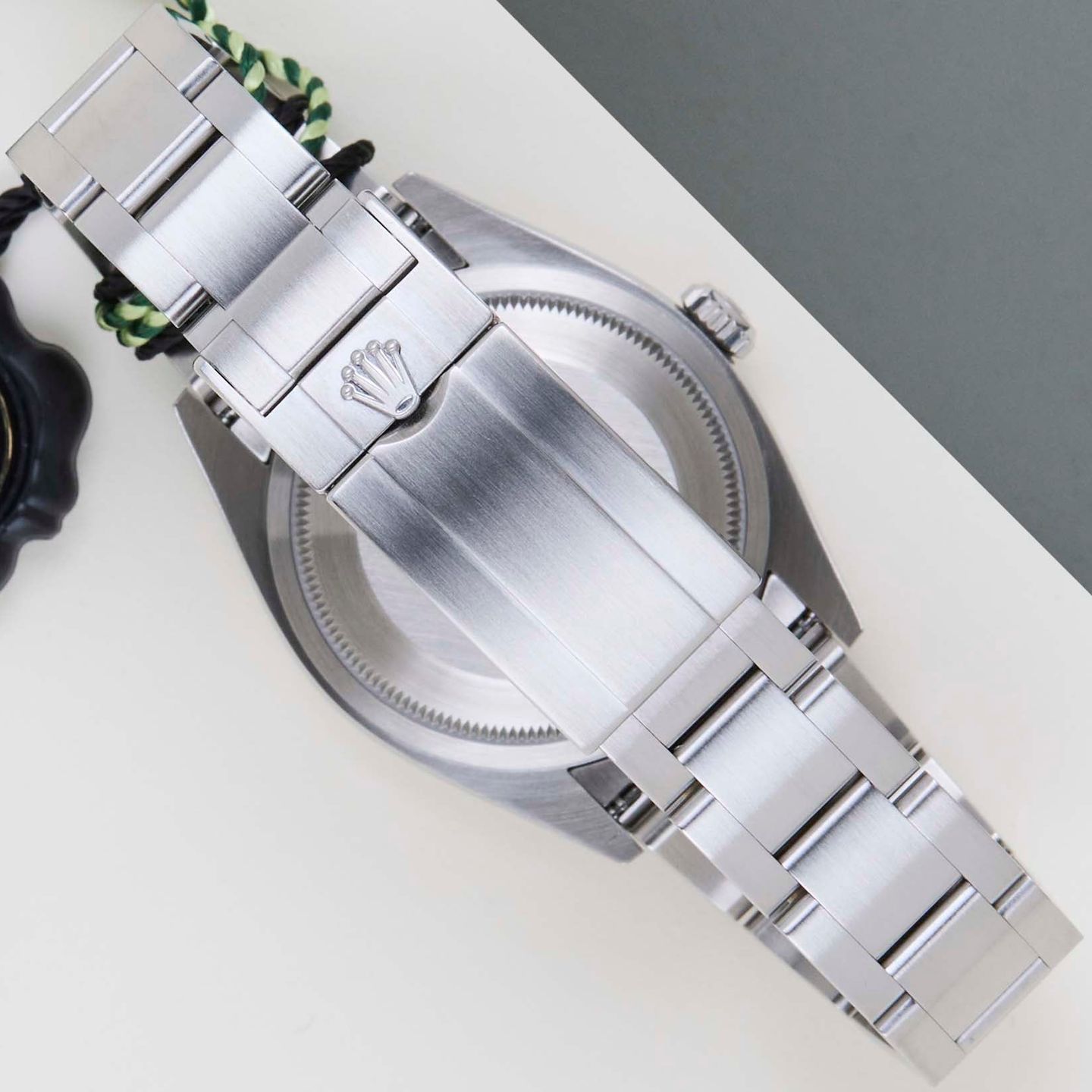 Rolex Explorer 124270 - (6/8)