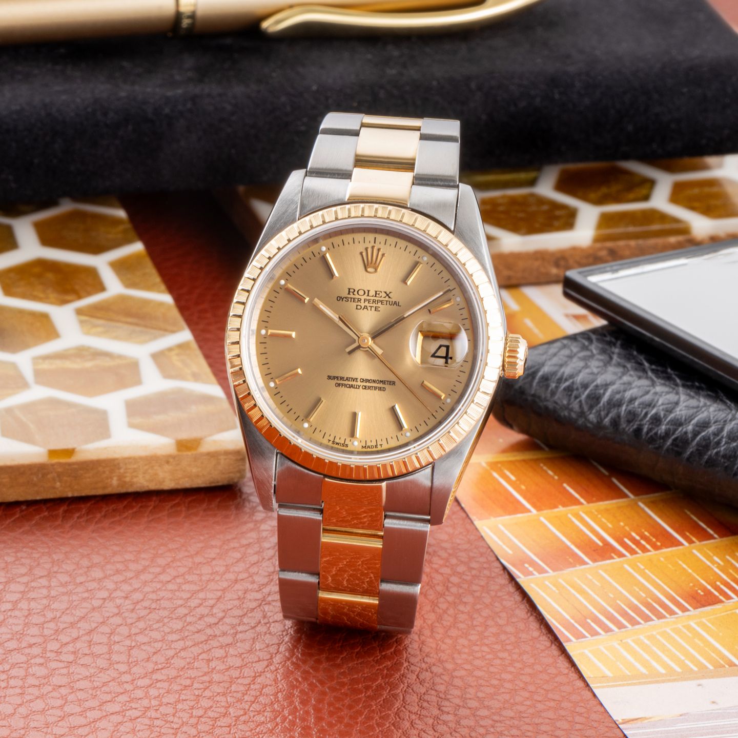 Rolex Oyster Perpetual Date 15223 - (1/8)