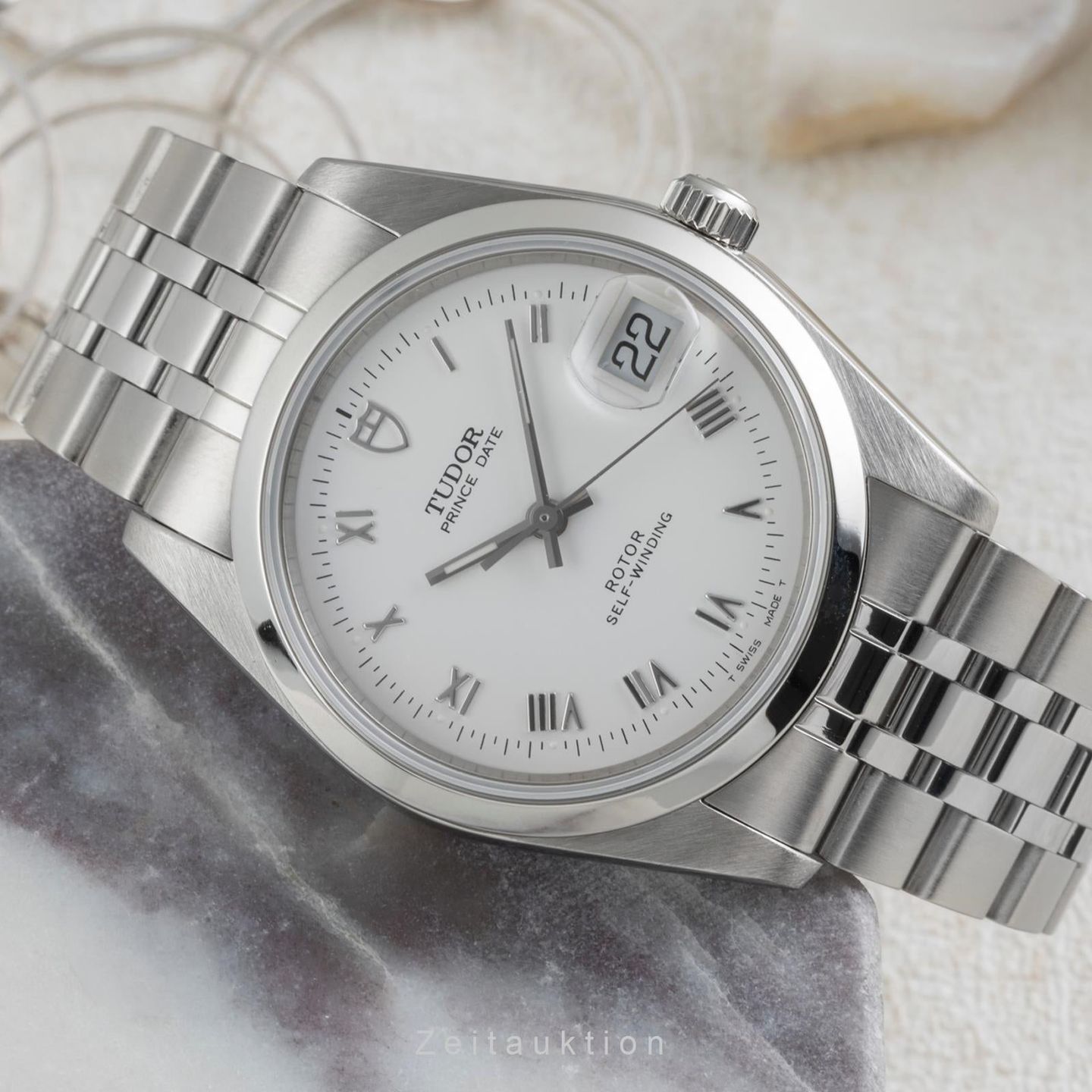 Tudor Prince Date 74000N - (2/8)
