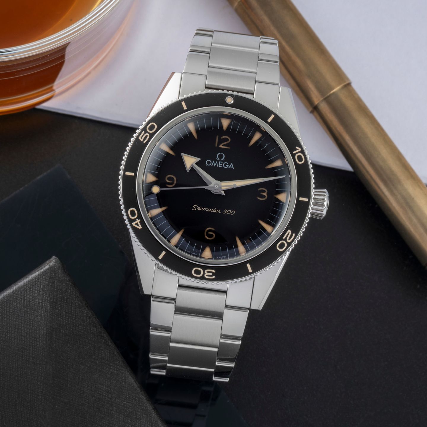 Omega Seamaster 300 234.30.41.21.01.001 - (1/8)