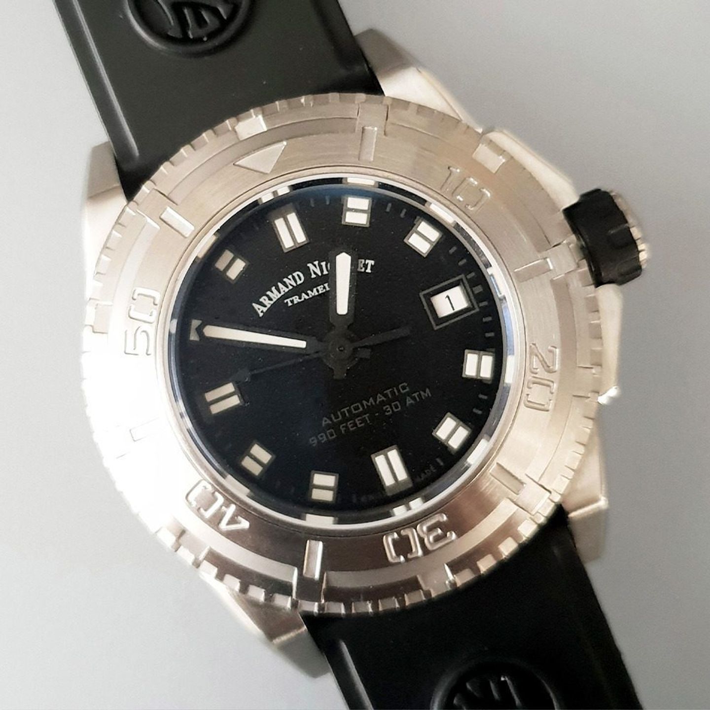 Armand Nicolet Unknown A460AGN-NR-G9610 (2025) - Black dial 44 mm Steel case (2/8)