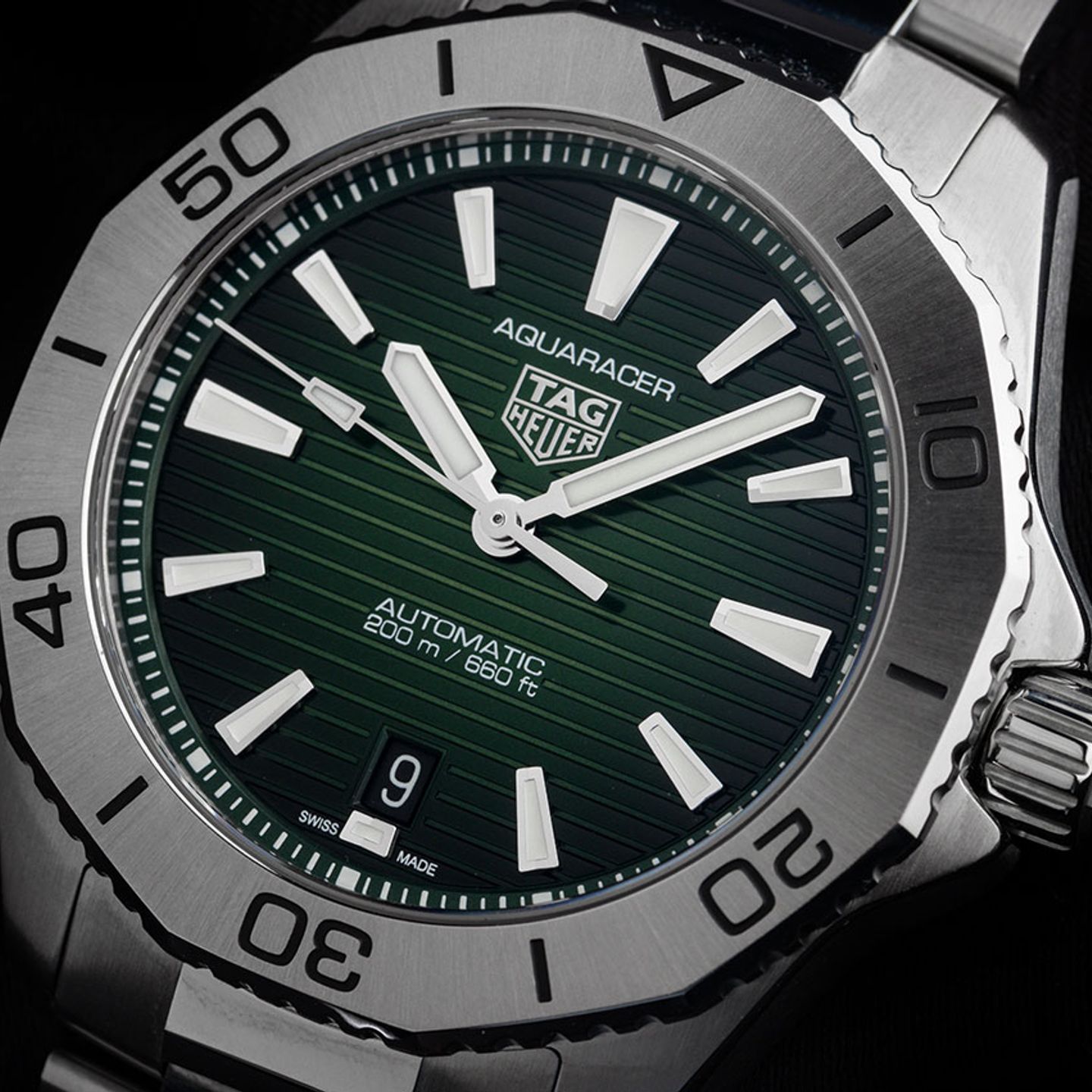 TAG Heuer Aquaracer WBP2115.BA0627 (2025) - Green dial 40 mm Steel case (3/7)