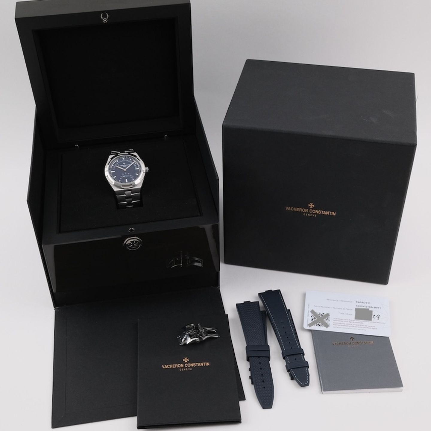 Vacheron Constantin Overseas 4000V/210A-B911 (2024) - Blue dial 41 mm Steel case (8/8)