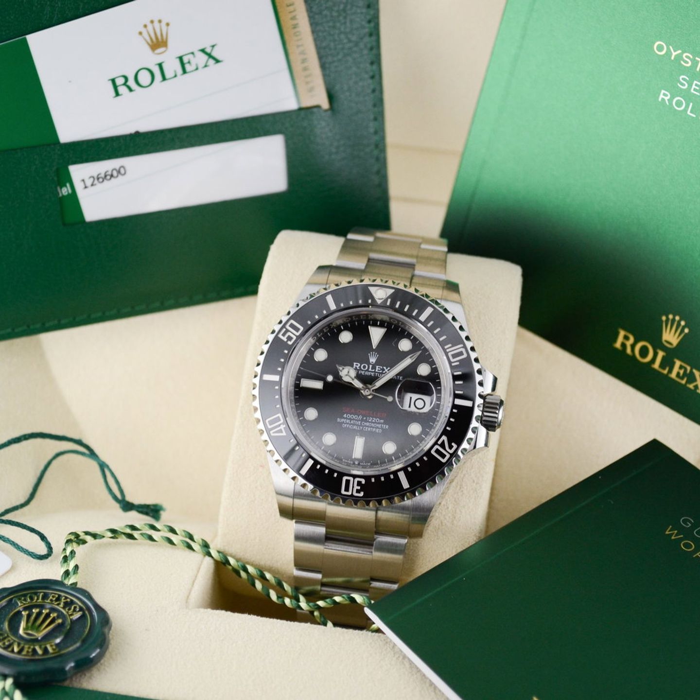 Rolex Sea-Dweller 126600 - (7/7)