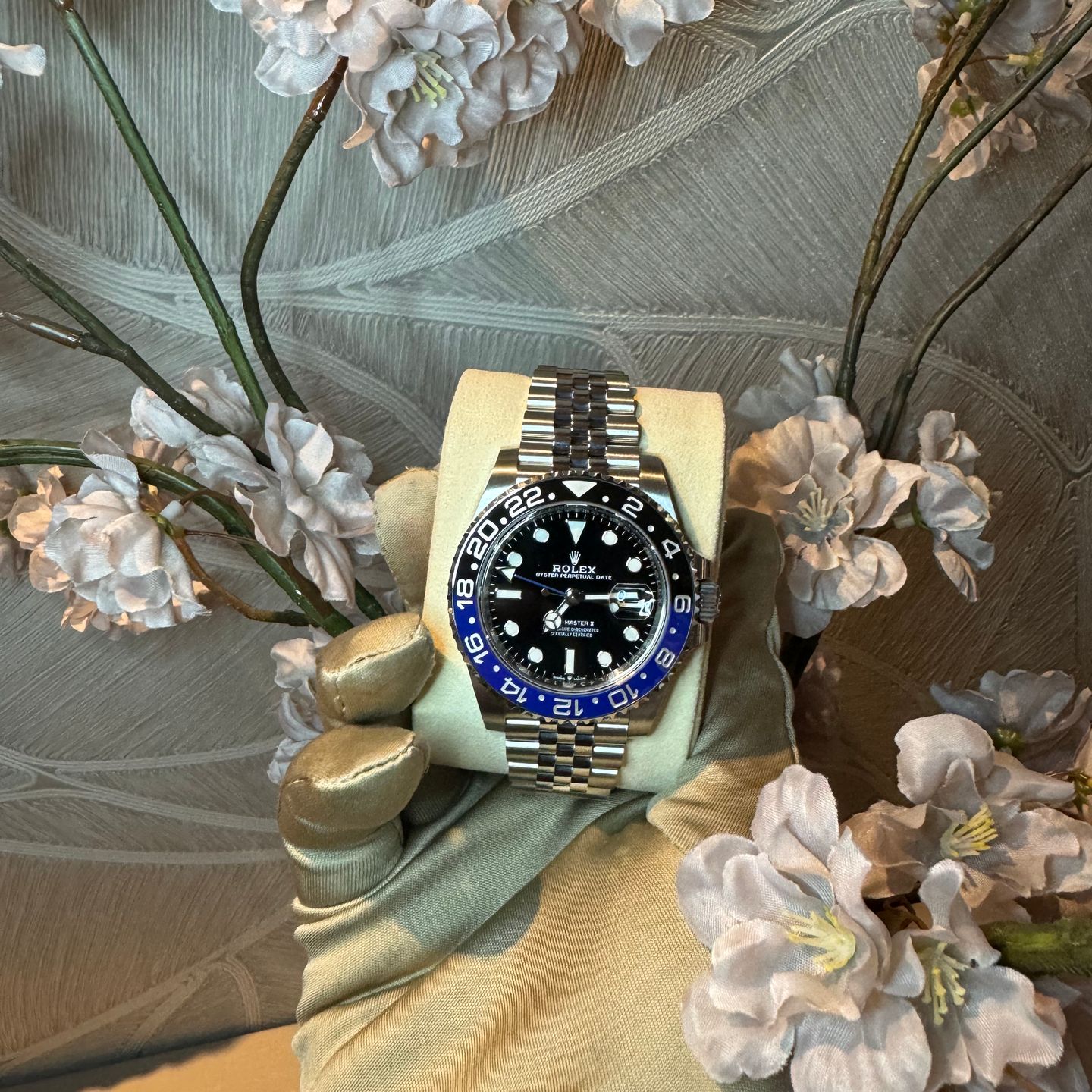 Rolex GMT-Master II 126710BLNR - (1/1)