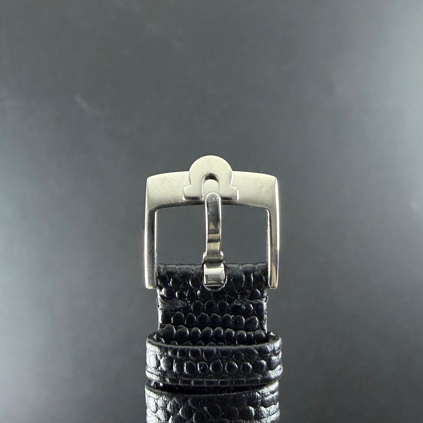 Omega Genève 511.416 (1972) - Blue dial 27 mm Gold/Steel case (7/8)