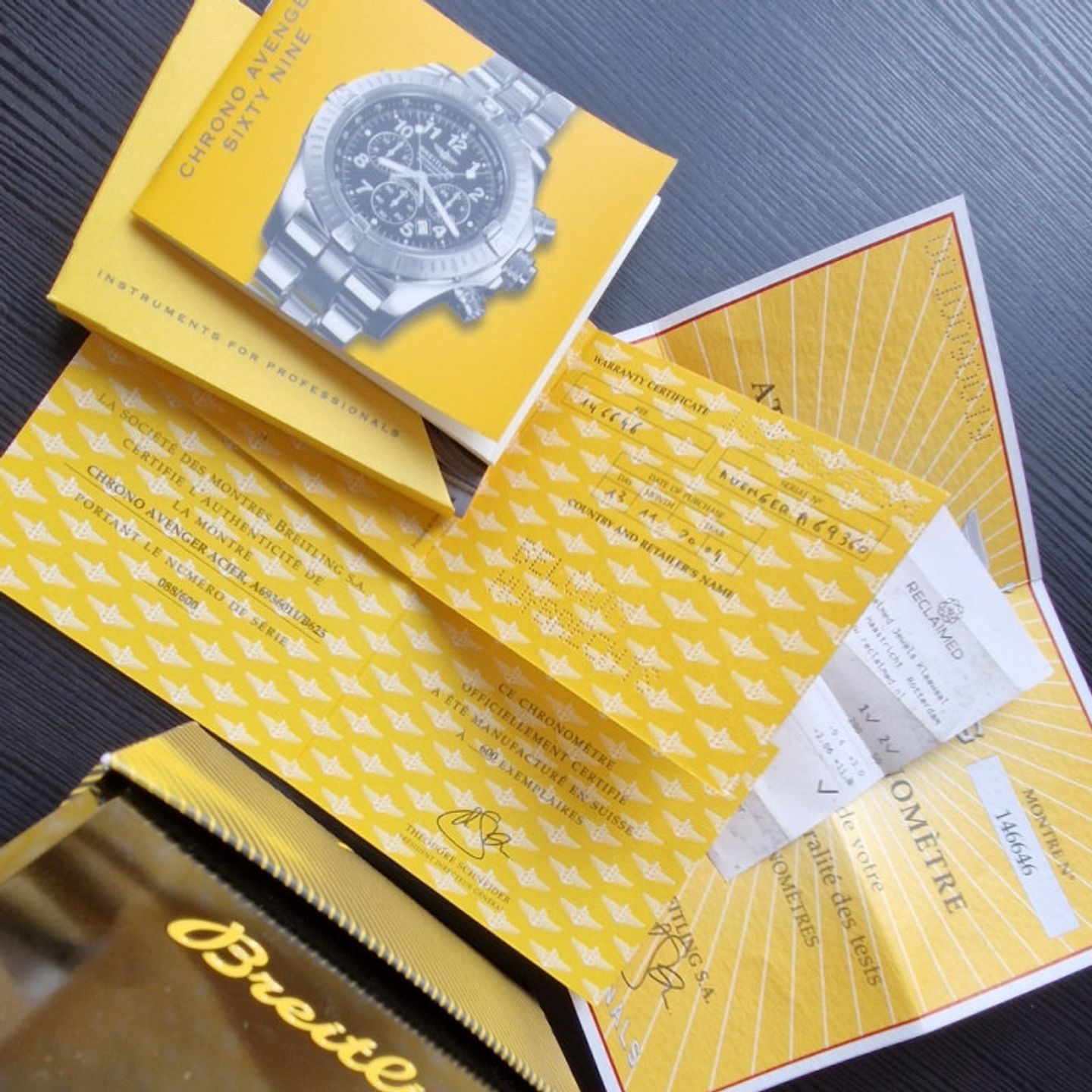 Breitling Avenger A69360 - ltd edition 88/600 (2004) - Black dial 44 mm Steel case (8/8)