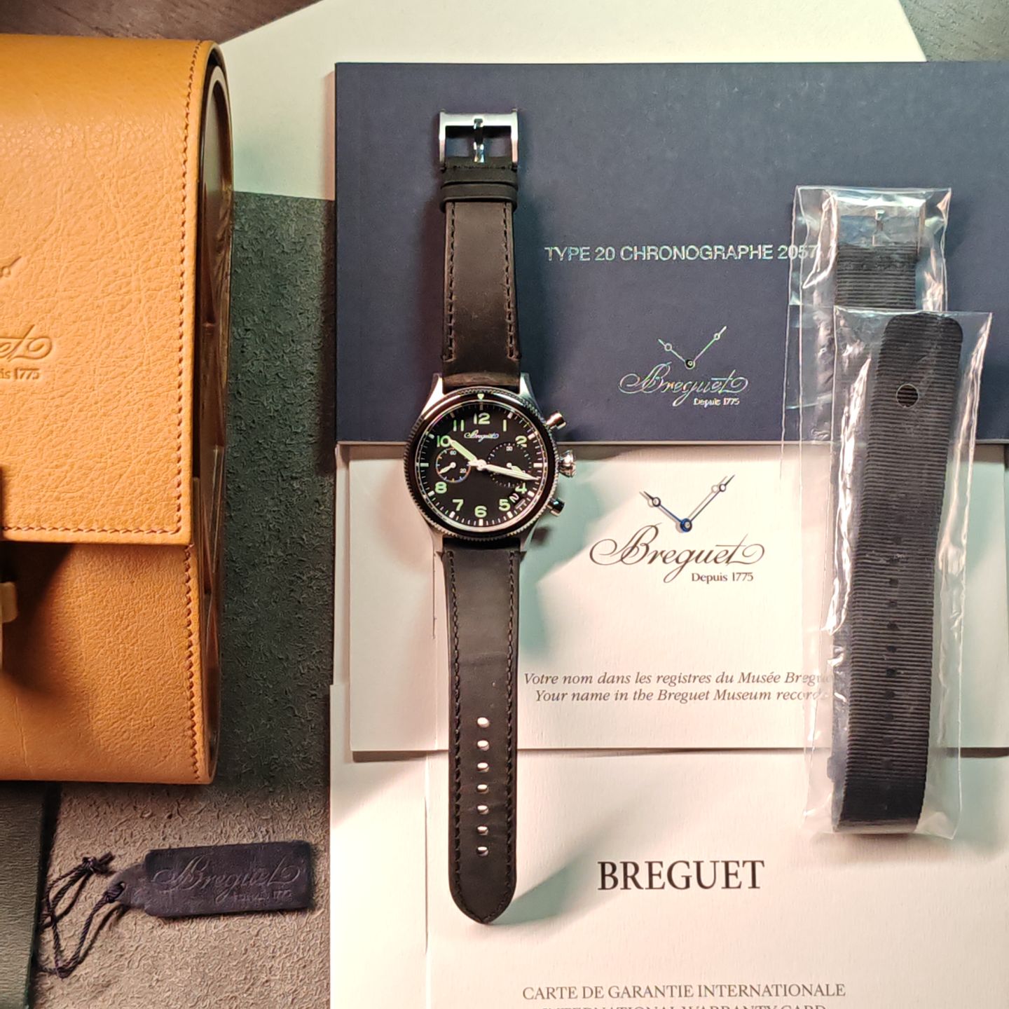 Breguet Type XX - XXI - XXII 2057ST/92/3WU (2020) - Black dial 42 mm Steel case (7/8)