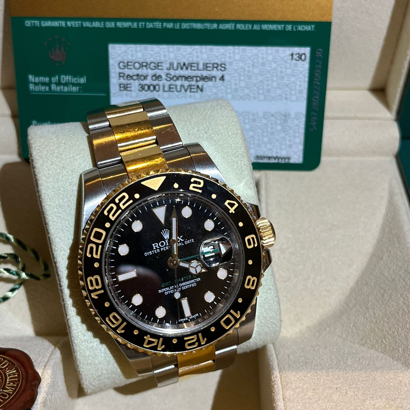 Rolex GMT-Master II 116713LN (2015) - Black dial 40 mm Gold/Steel case (4/5)