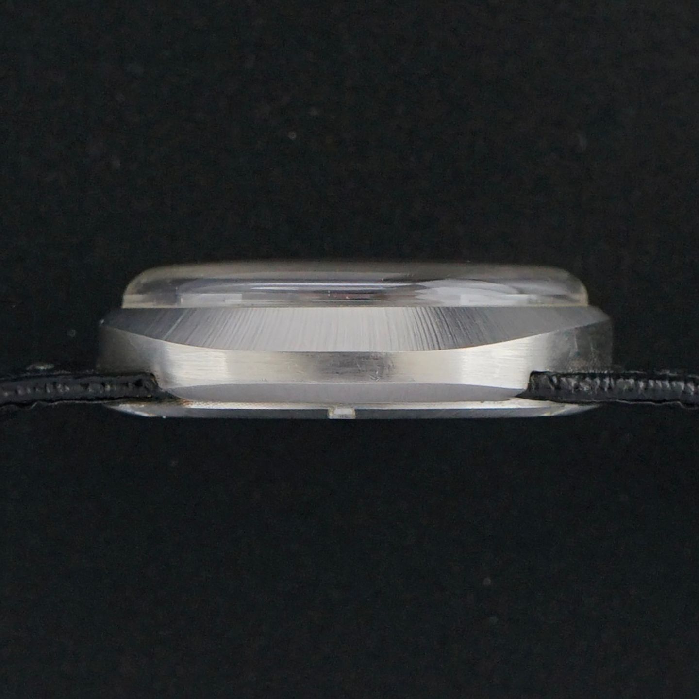 Omega Genève 135.033 (1968) - Black dial 41 mm Steel case (5/8)