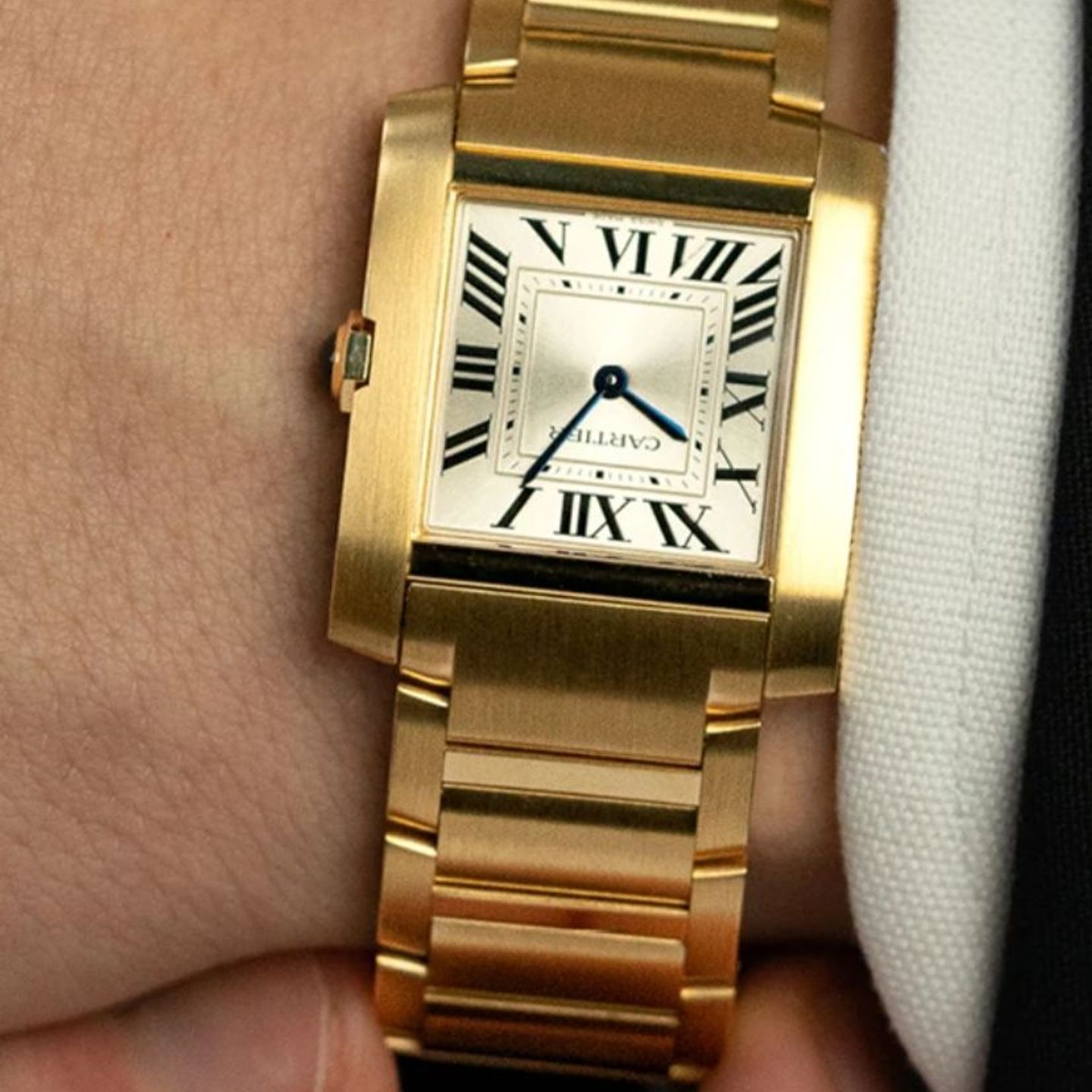 Cartier Tank Française WGTA0344 (2025) - Gold dial 21 mm Yellow Gold case (2/4)