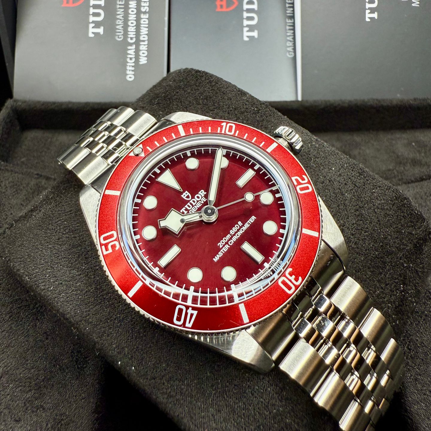 Tudor Black Bay Fifty-Eight 7939A1A0RU (2025) - Red dial 39 mm Steel case (3/8)