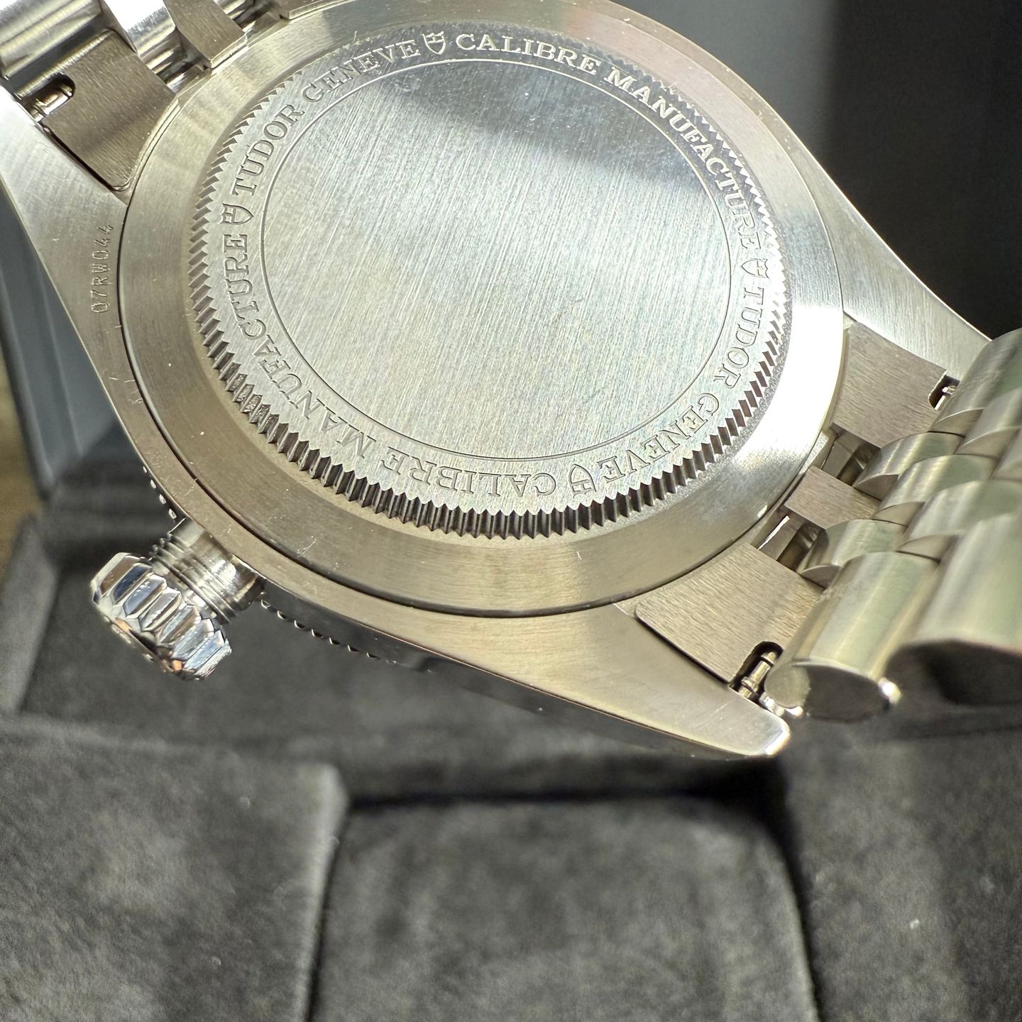 Tudor Black Bay Fifty-Eight 7939A1A0RU (2025) - Red dial 39 mm Steel case (7/8)