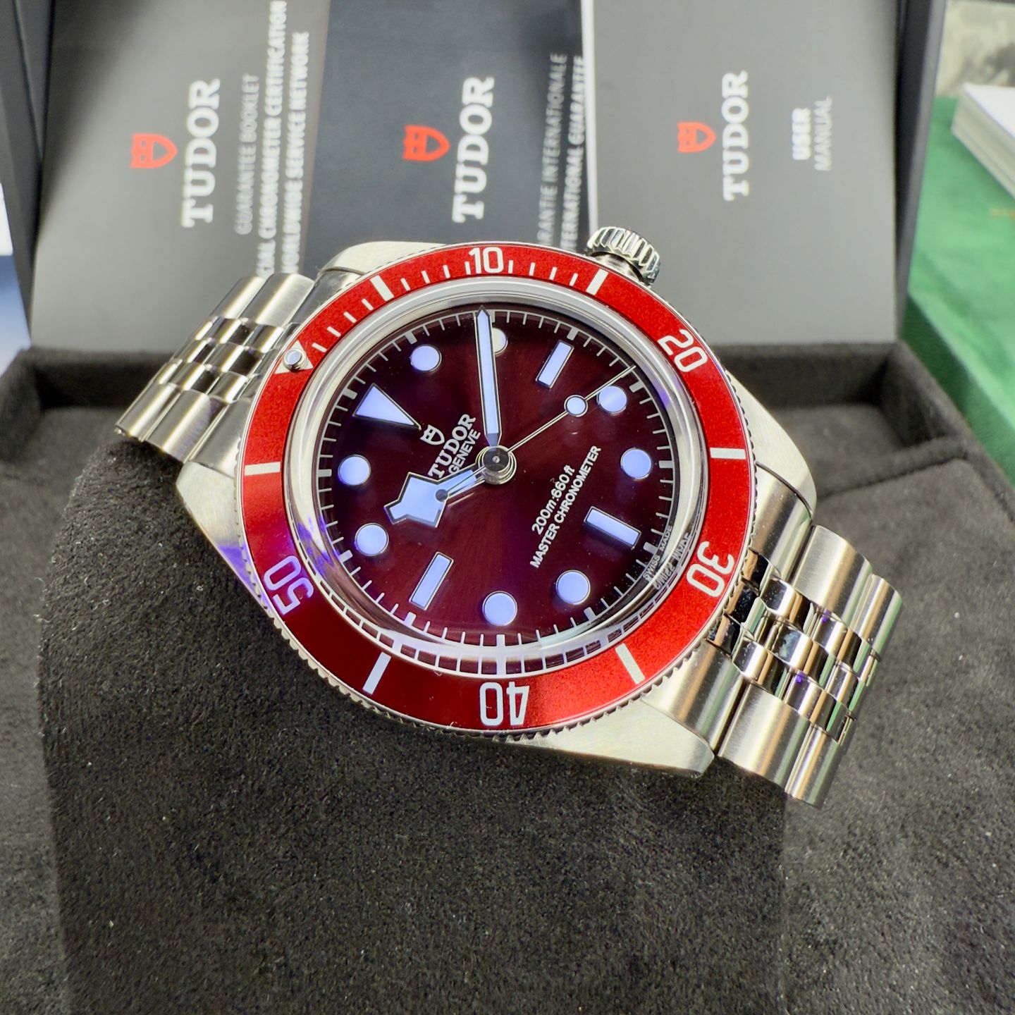 Tudor Black Bay Fifty-Eight 7939A1A0RU (2025) - Red dial 39 mm Steel case (2/8)