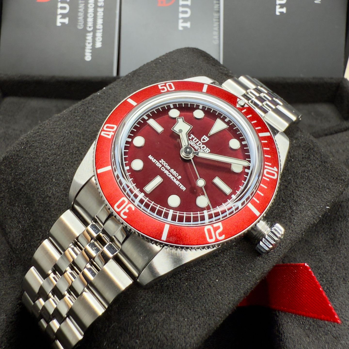 Tudor Black Bay Fifty-Eight 7939A1A0RU (2025) - Red dial 39 mm Steel case (4/8)