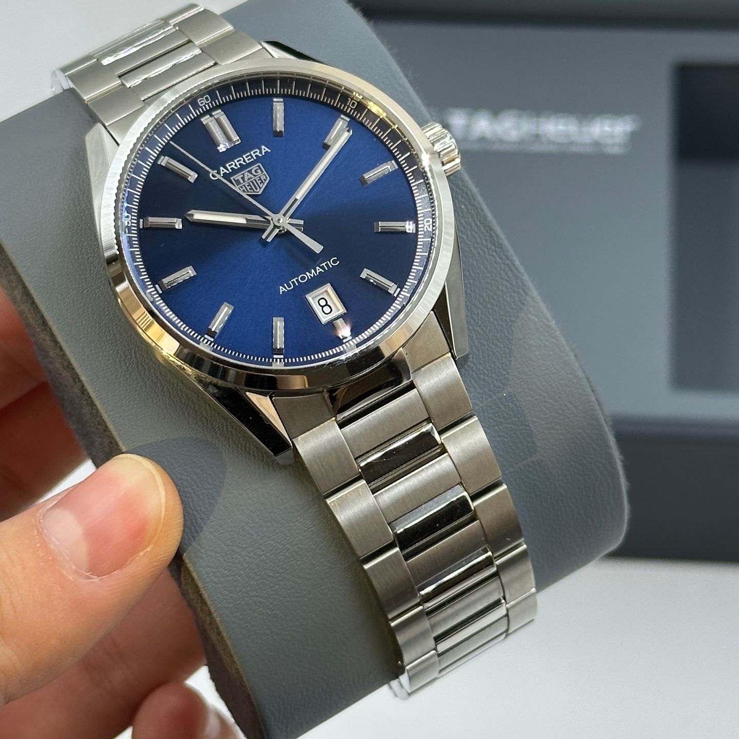 TAG Heuer Carrera Calibre 5 WBN2112.BA0639 (2024) - Blue dial 39 mm Steel case (4/8)