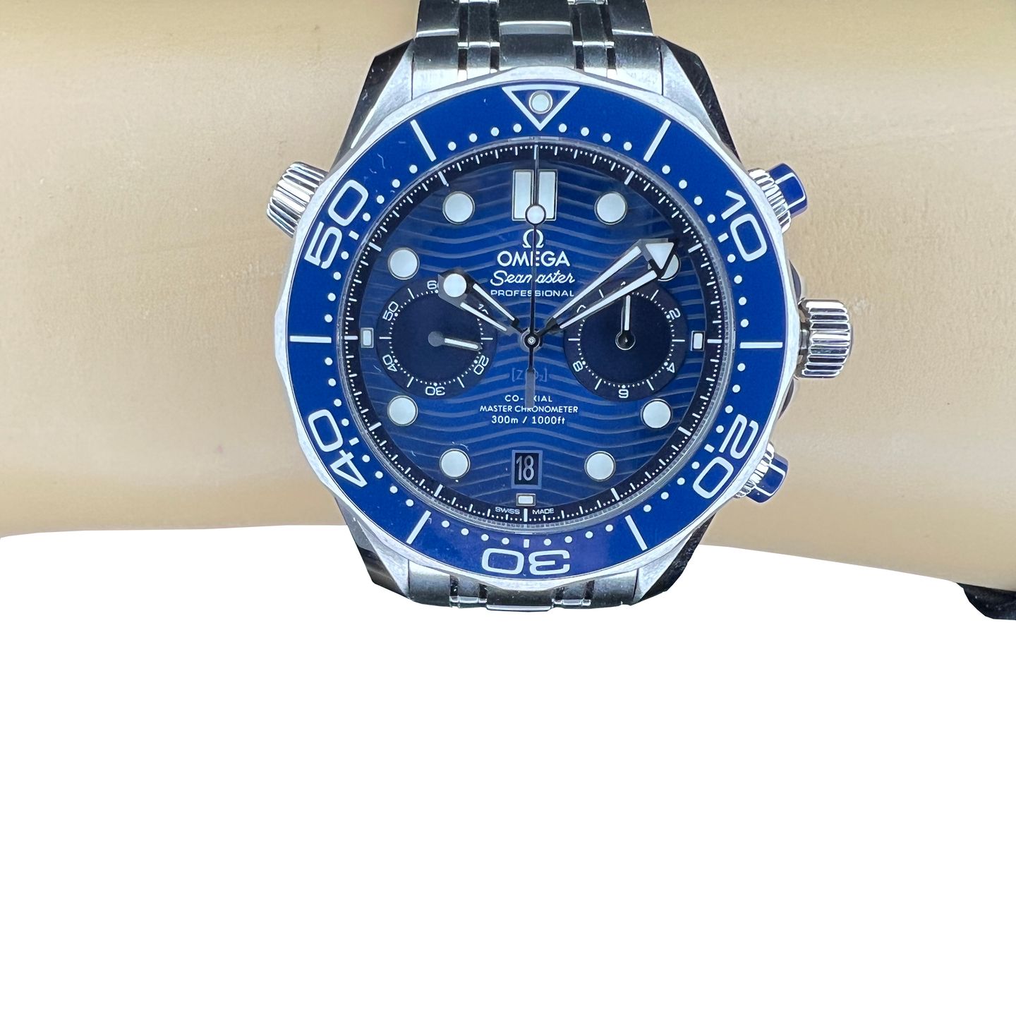 Omega Seamaster Diver 300 M 210.30.44.51.03.001 (2024) - Blauw wijzerplaat 44mm Staal (2/8)