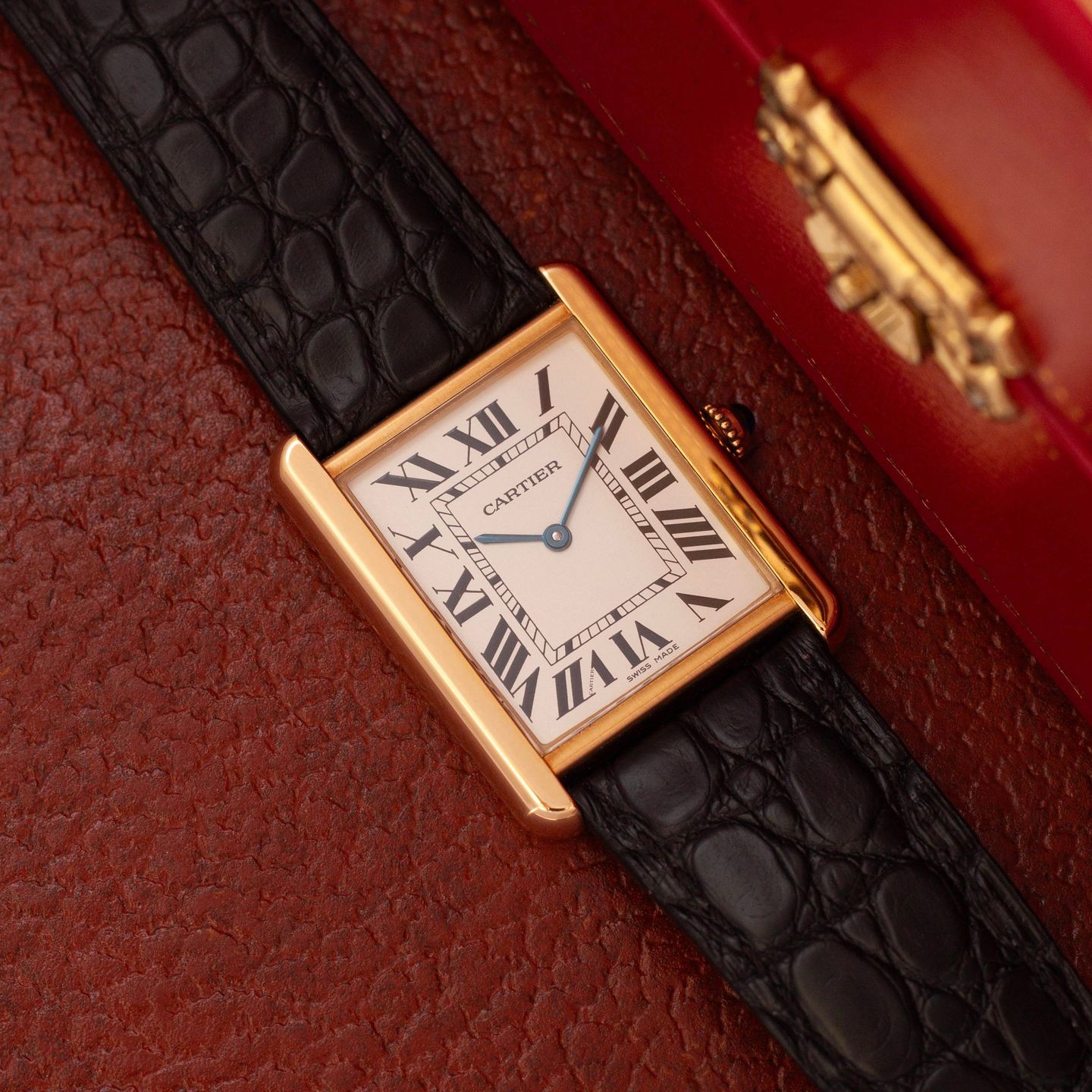 Cartier Tank Solo W1018855 (Onbekend (willekeurig serienummer)) - Zilver wijzerplaat 27mm Geelgoud (1/8)