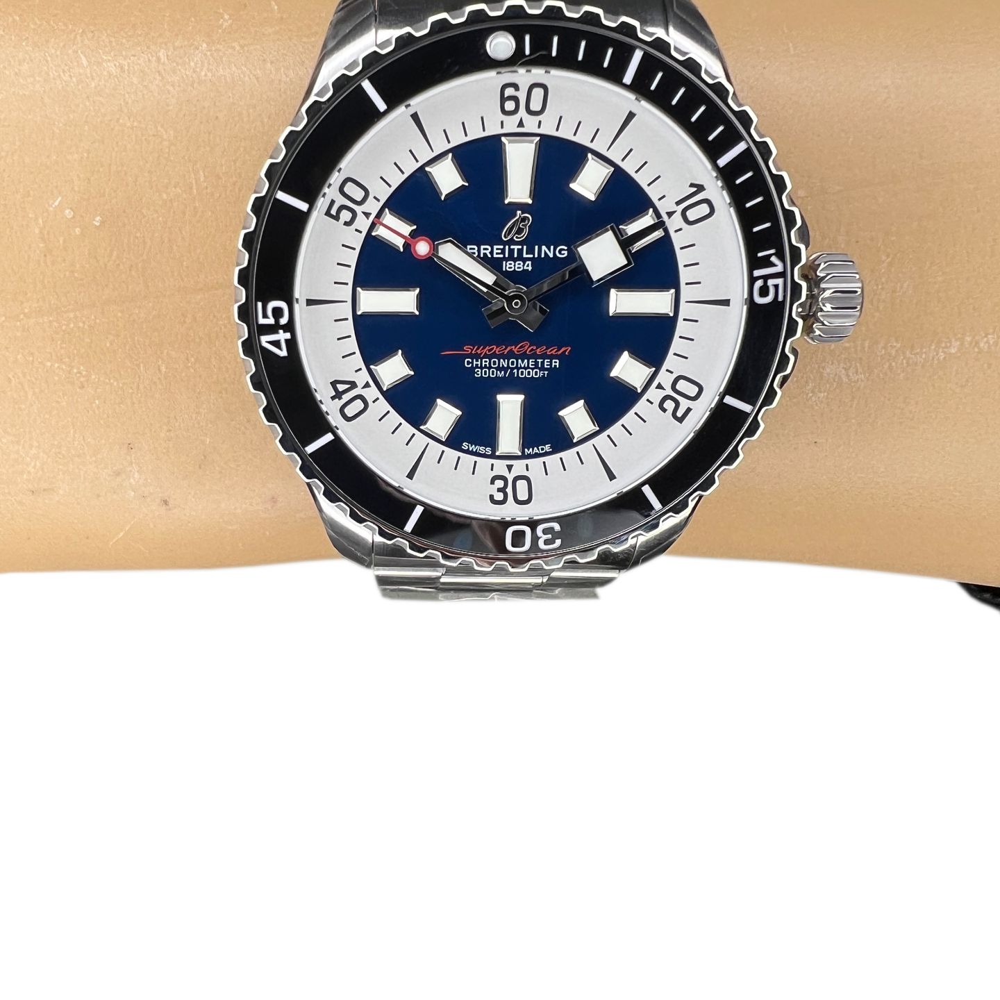 Breitling Superocean 44 A17376211C1A1 (2024) - Blauw wijzerplaat 44mm Staal (2/8)