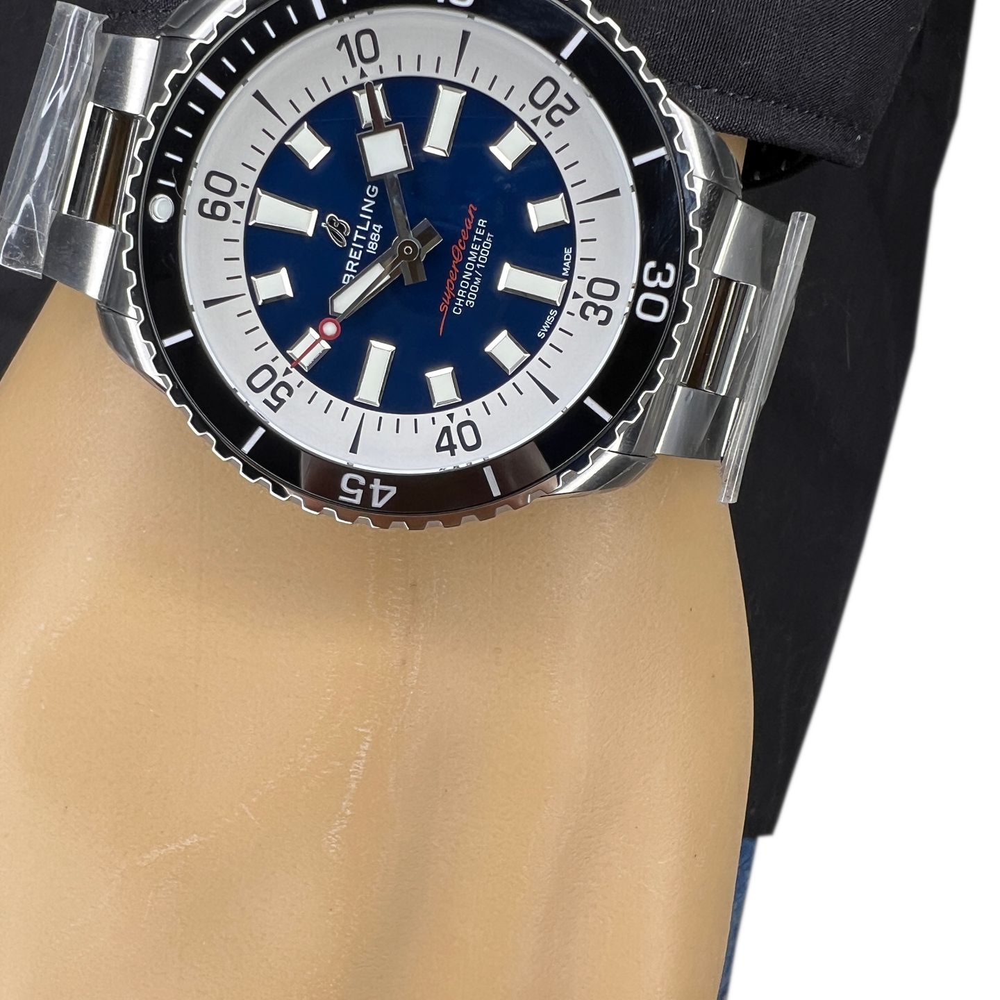 Breitling Superocean 44 A17376211C1A1 (2024) - Blauw wijzerplaat 44mm Staal (3/8)