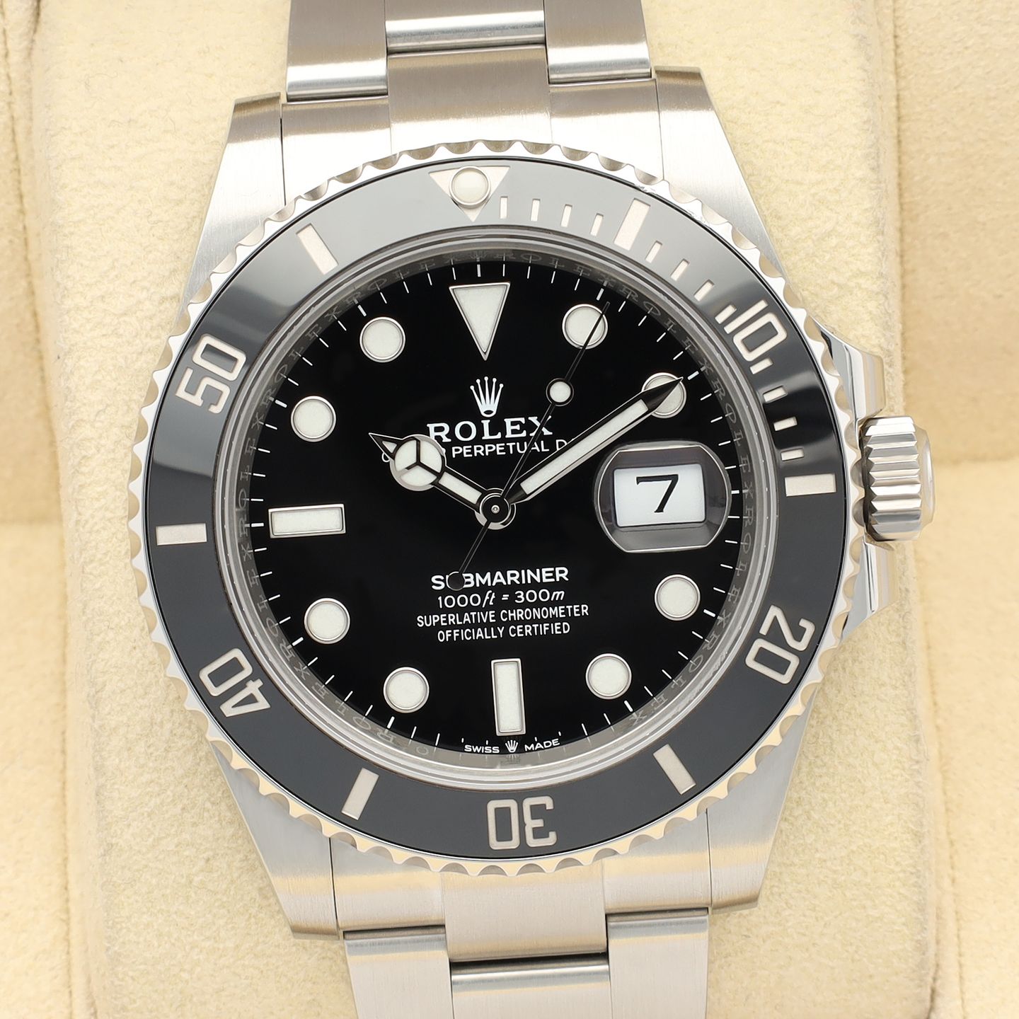 Rolex Submariner Date 126610LN (2020) - Zwart wijzerplaat 41mm Staal (1/8)