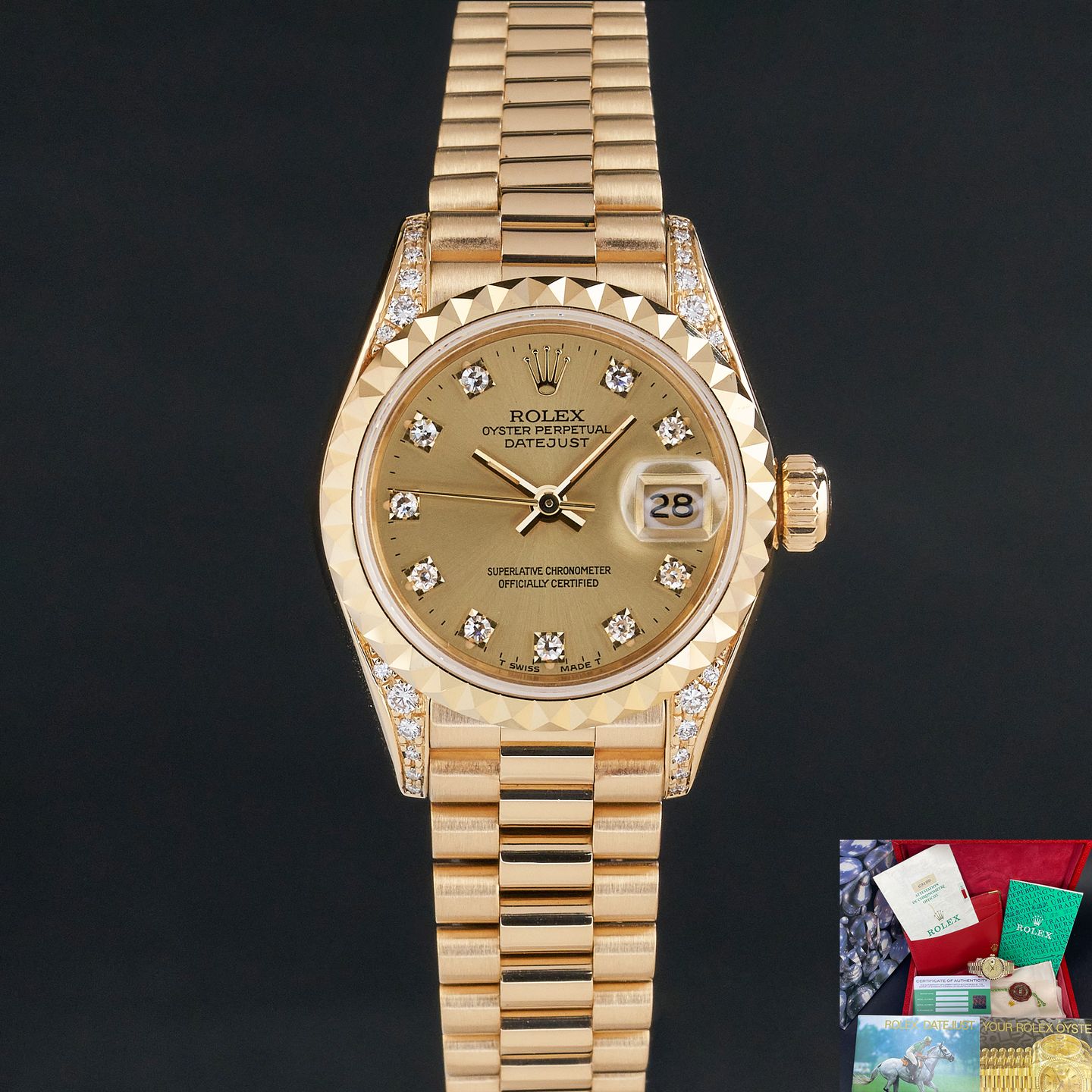 Rolex GMT-Master II 126718GRNR (1988) - Black dial 40 mm Yellow Gold case (1/8)