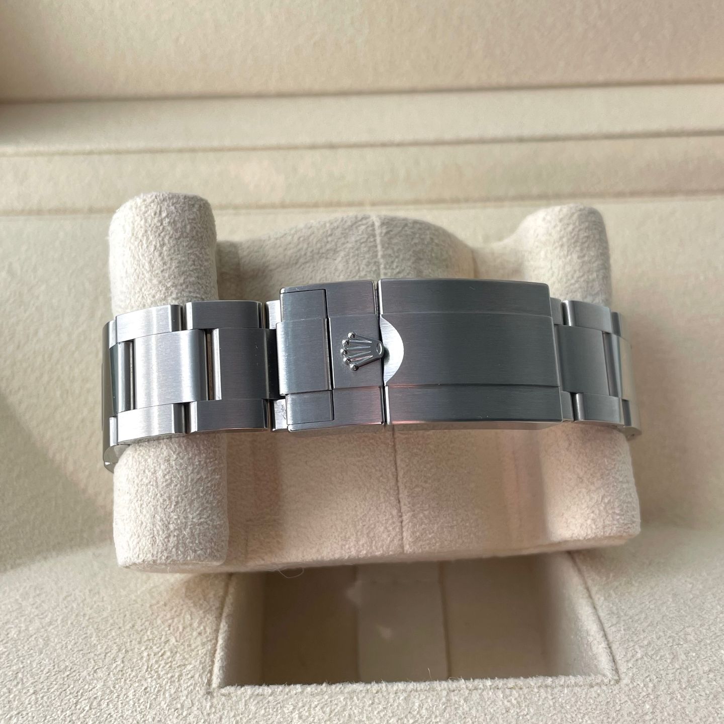 Rolex Explorer II 226570 - (7/7)