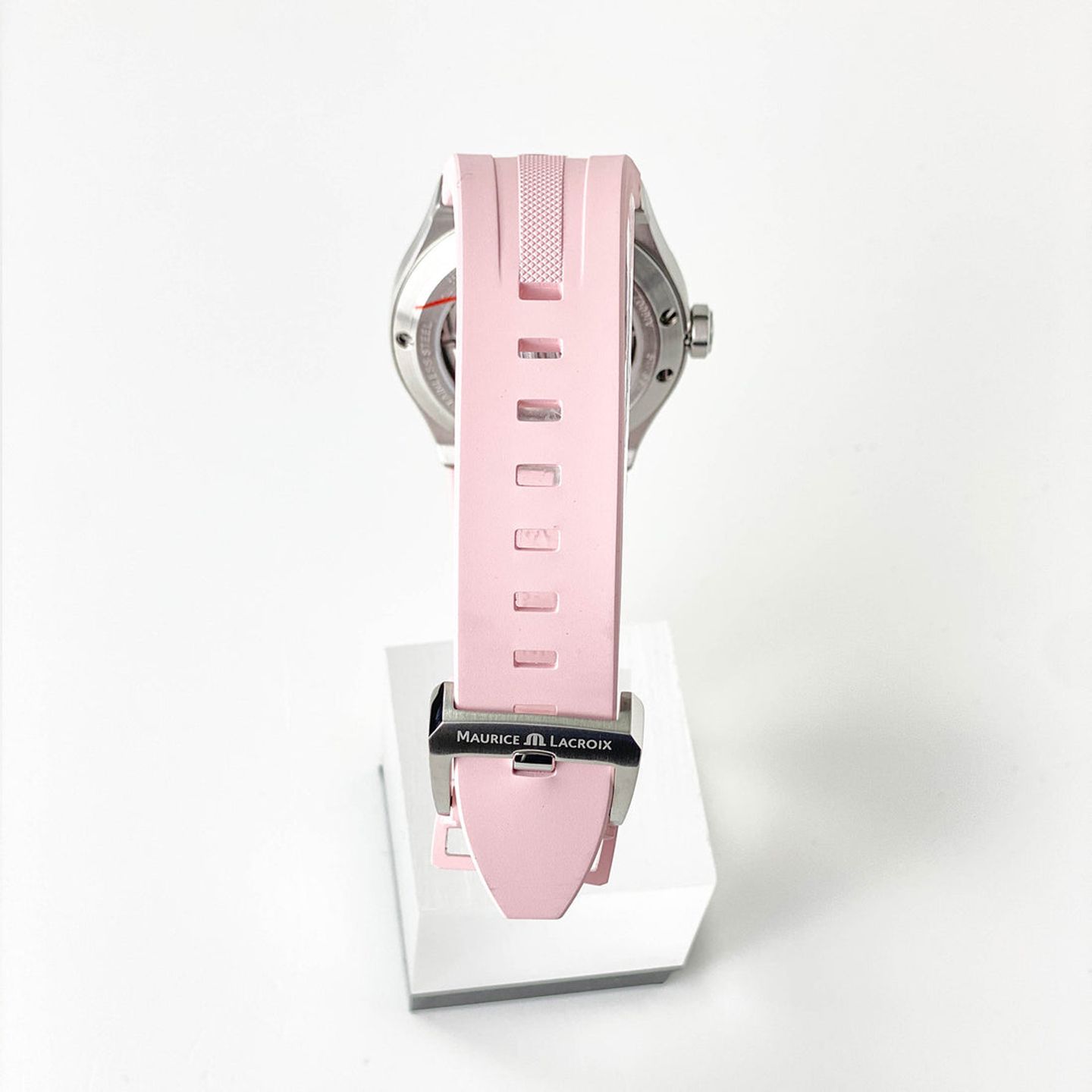 Maurice Lacroix Aikon AI6007-SS00F-530-E (2023) - Pink dial 39 mm Steel case (5/5)