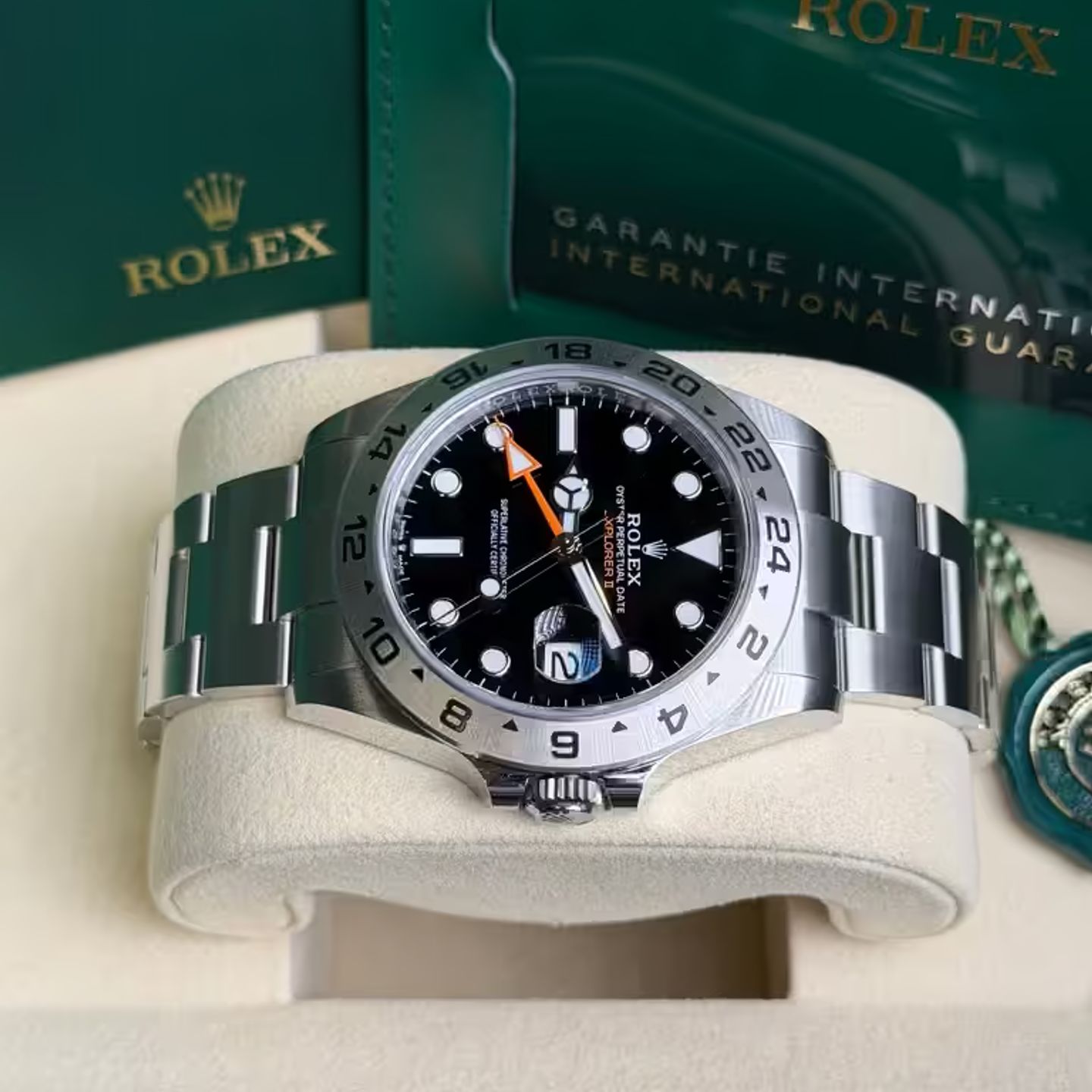 Rolex Explorer II 226570 - (3/7)