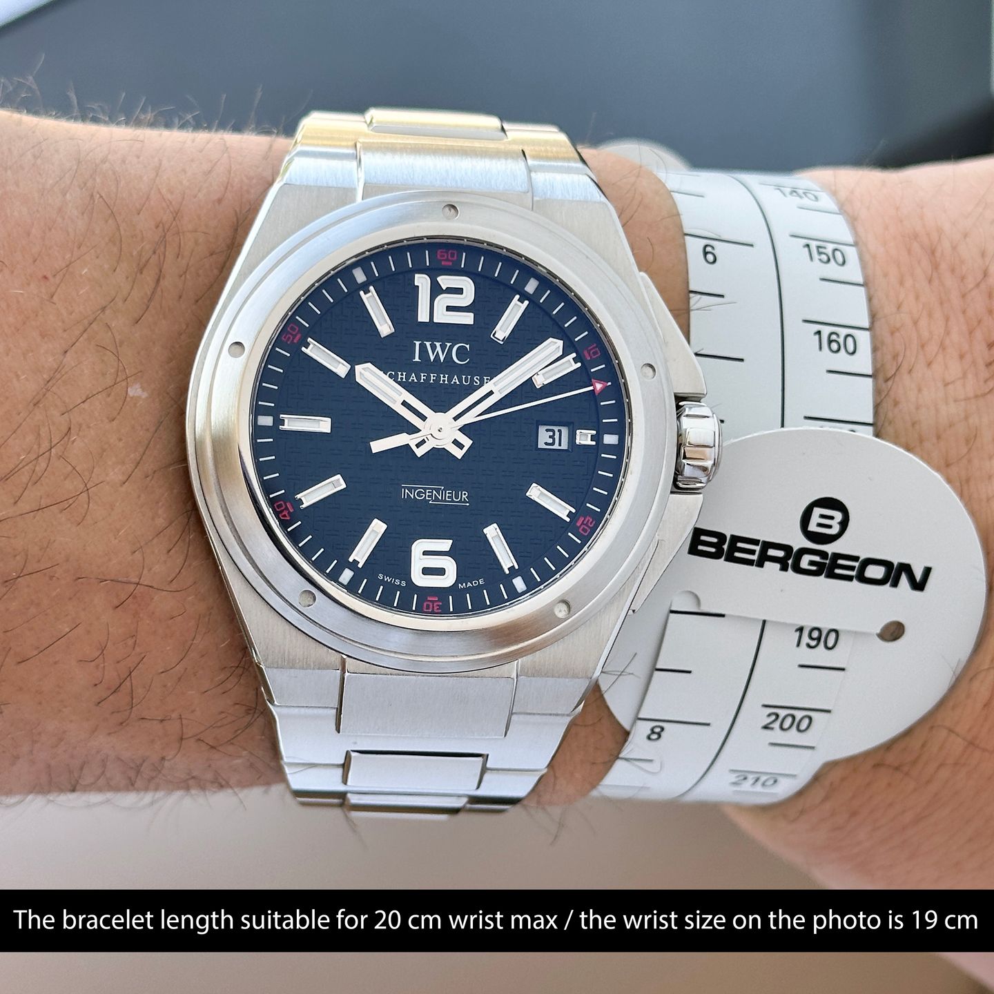 IWC Ingenieur Automatic IW323604 (2010) - Black dial 46 mm Steel case (2/8)