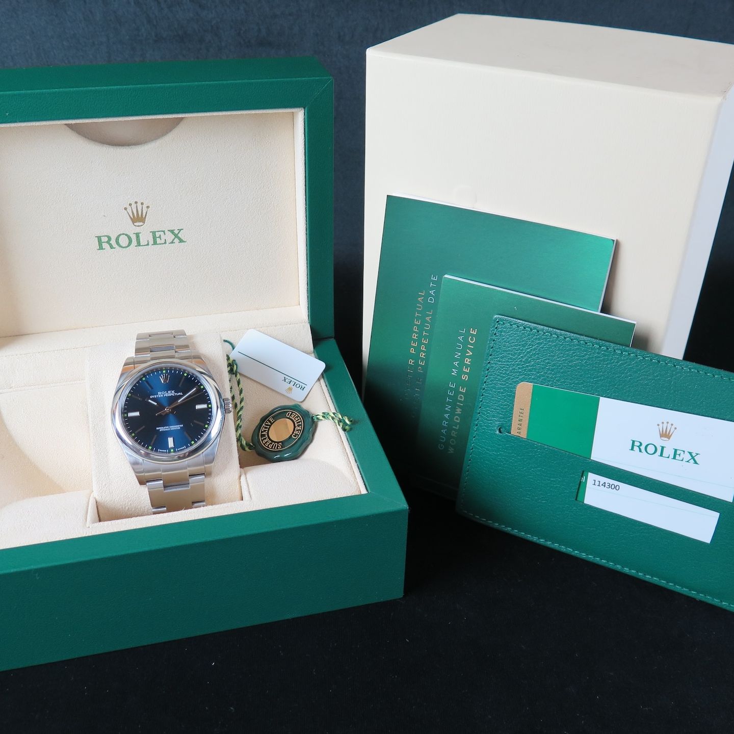 Rolex Oyster Perpetual 39 114300 (2017) - 39mm Staal (8/8)