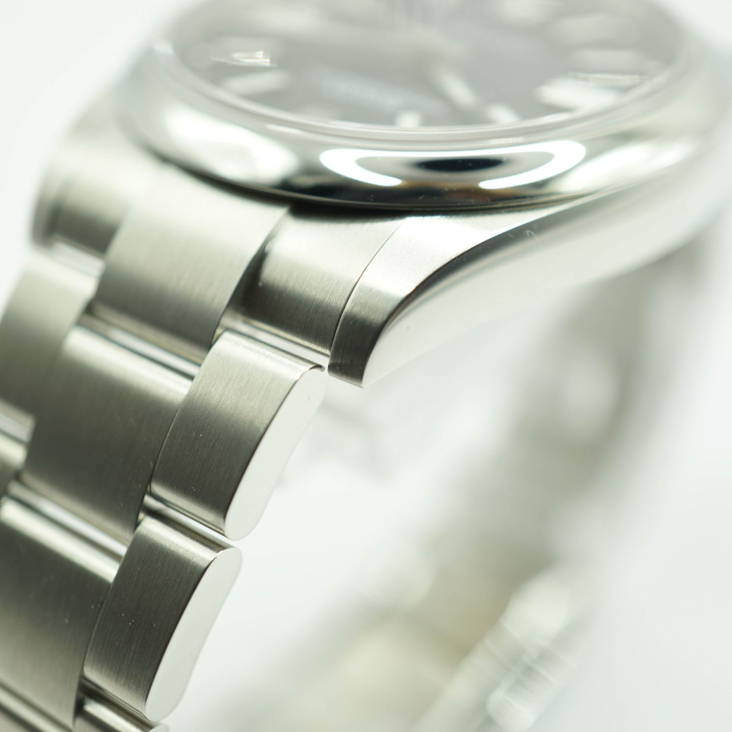 Rolex Oyster Perpetual 41 134300 (2025) - Black dial 41 mm Steel case (4/8)