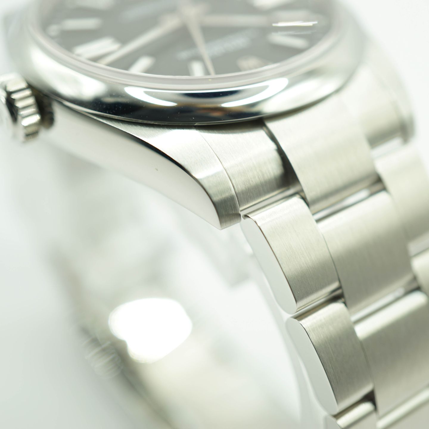 Rolex Oyster Perpetual 41 134300 (2025) - Black dial 41 mm Steel case (3/8)