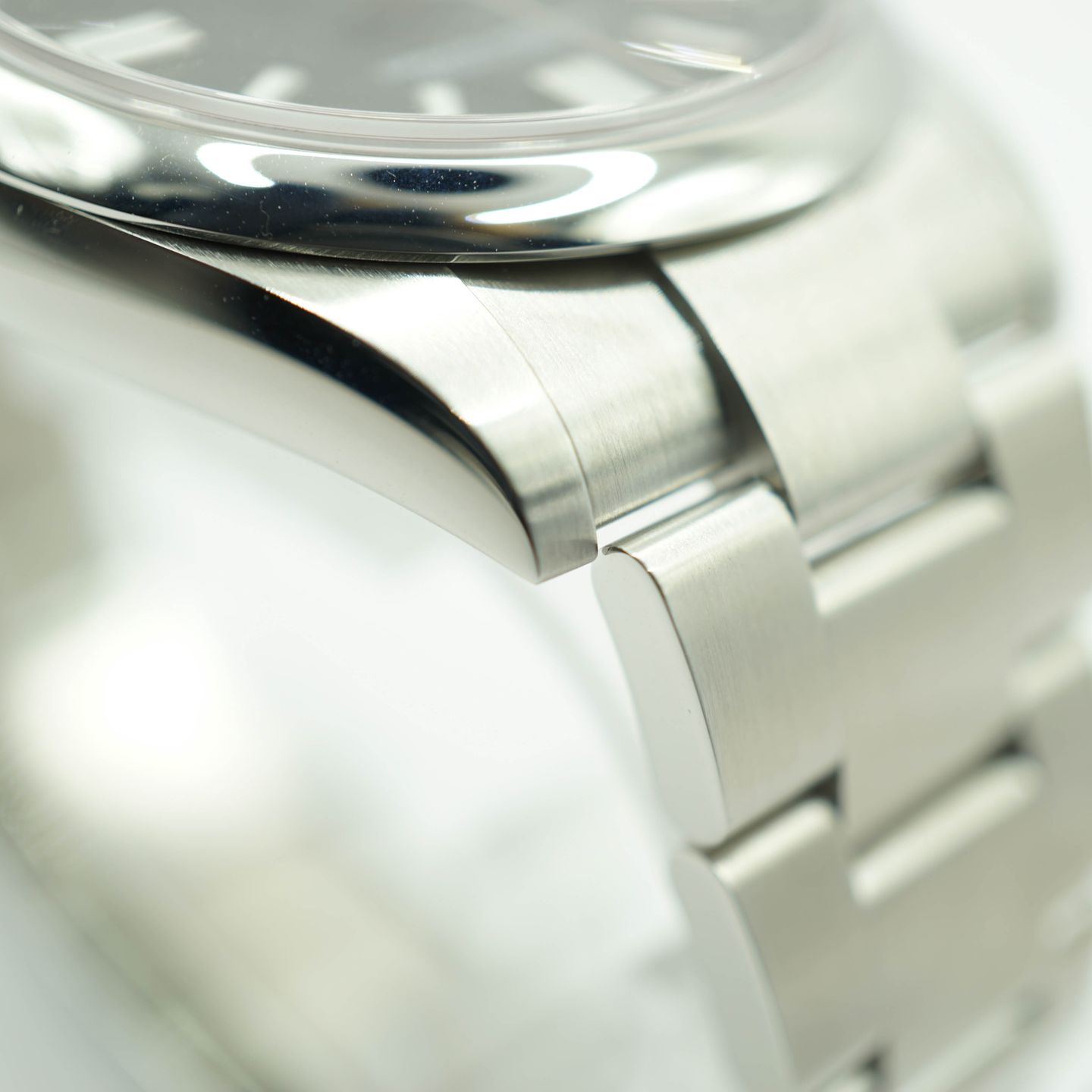 Rolex Oyster Perpetual 41 134300 (2025) - Black dial 41 mm Steel case (5/8)