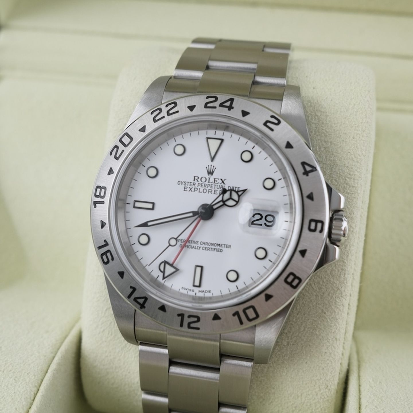Rolex Explorer II 16570 - (2/8)