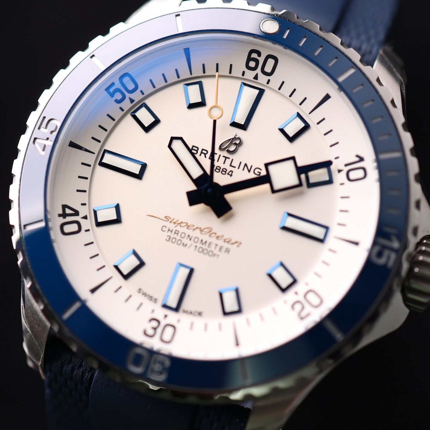 Breitling Superocean 42 A17375 (2025) - 42mm Staal (2/3)