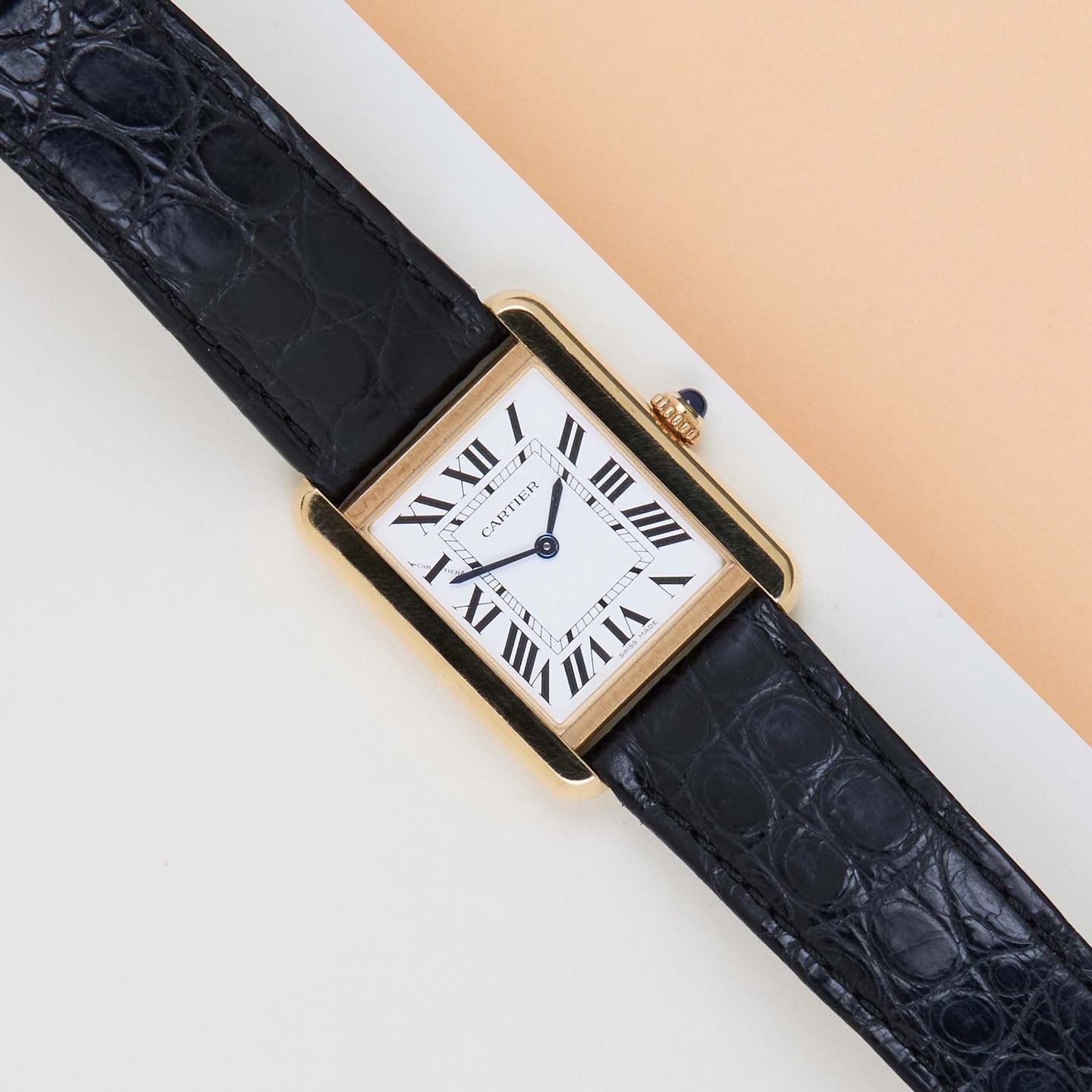 Cartier Tank Solo W5200002 (2021) - Zilver wijzerplaat 31mm Geelgoud (1/8)